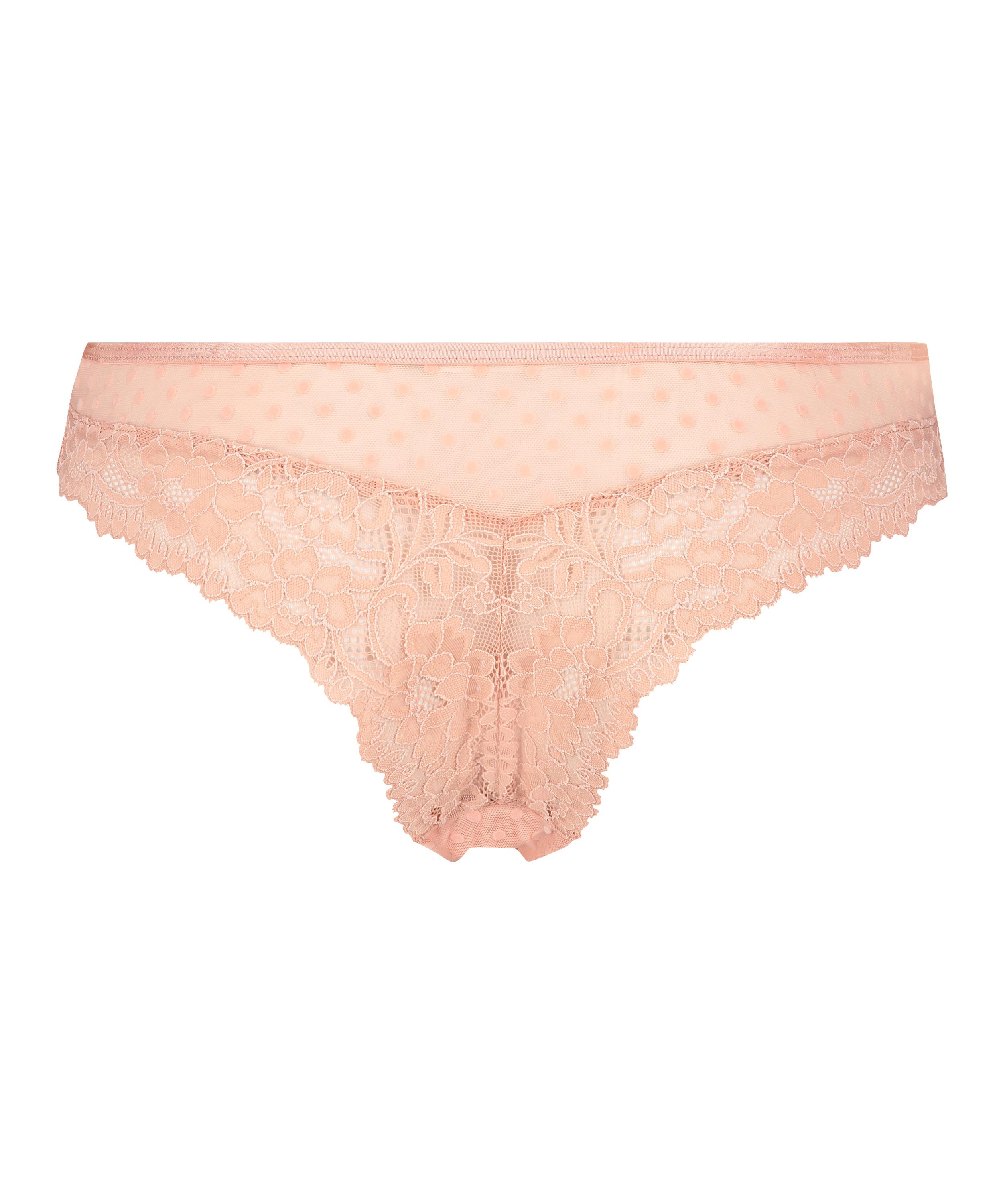 Brazilian Irene, Rose, main