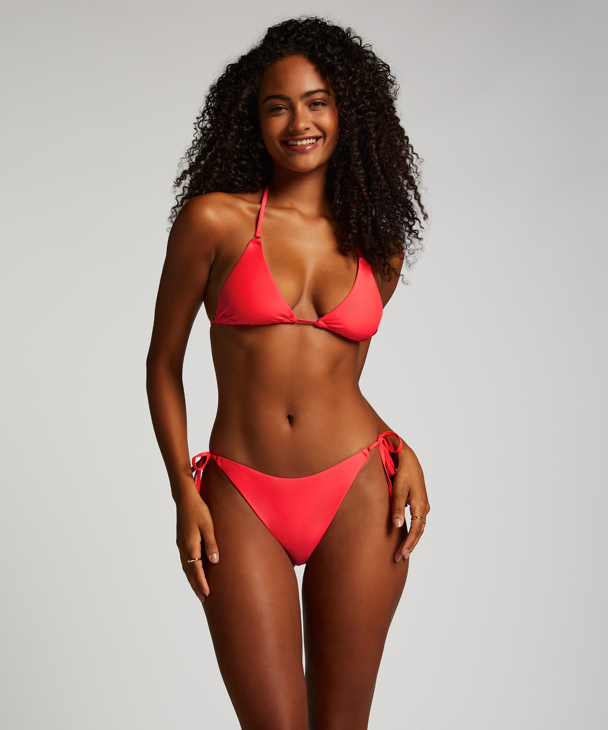 Bikini Slip mit hohem Beinausschnitt Doha, Rot, main