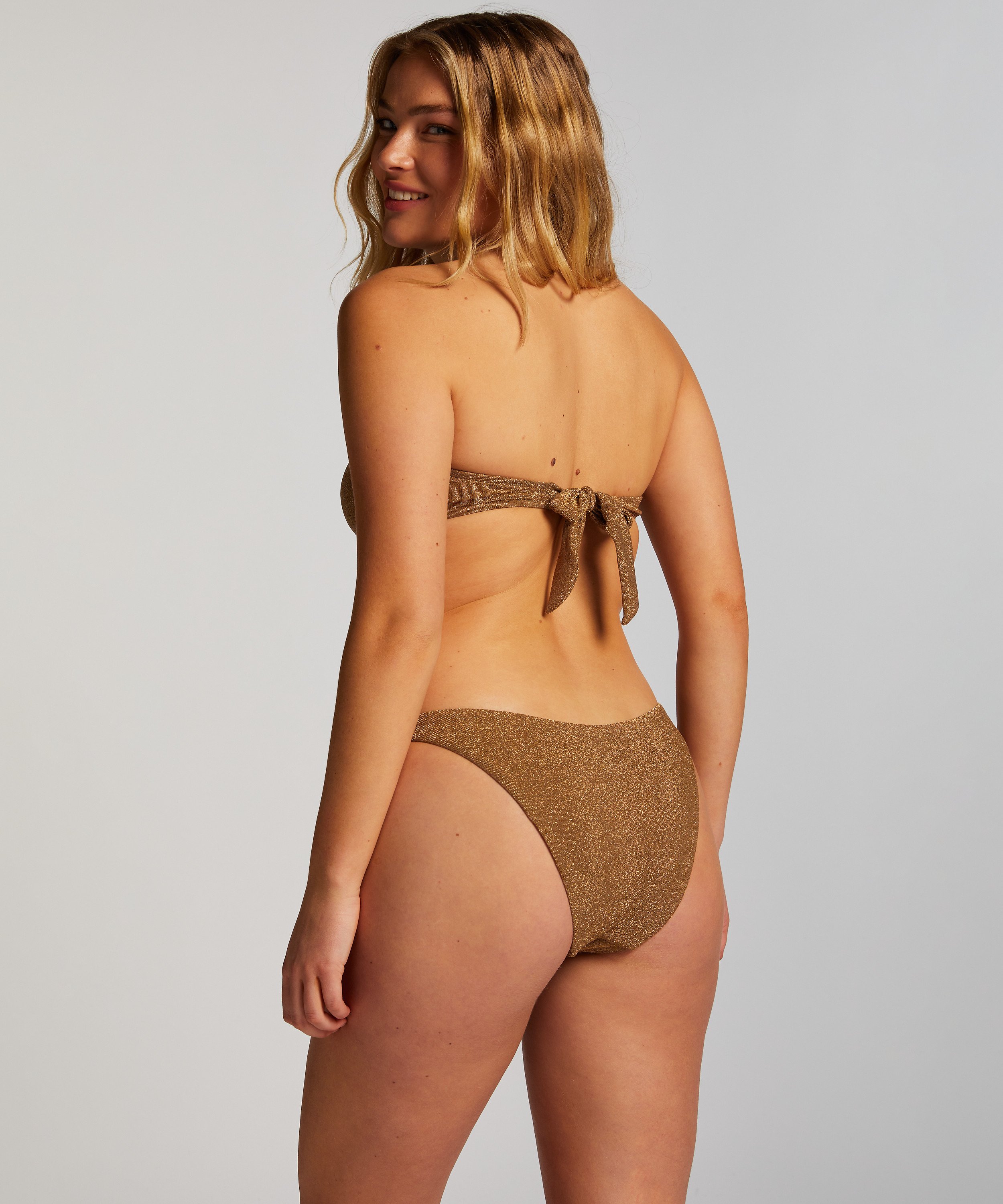 Bikini Slip mit hohem Beinausschnitt Goldie Shimmer, Gelb, main