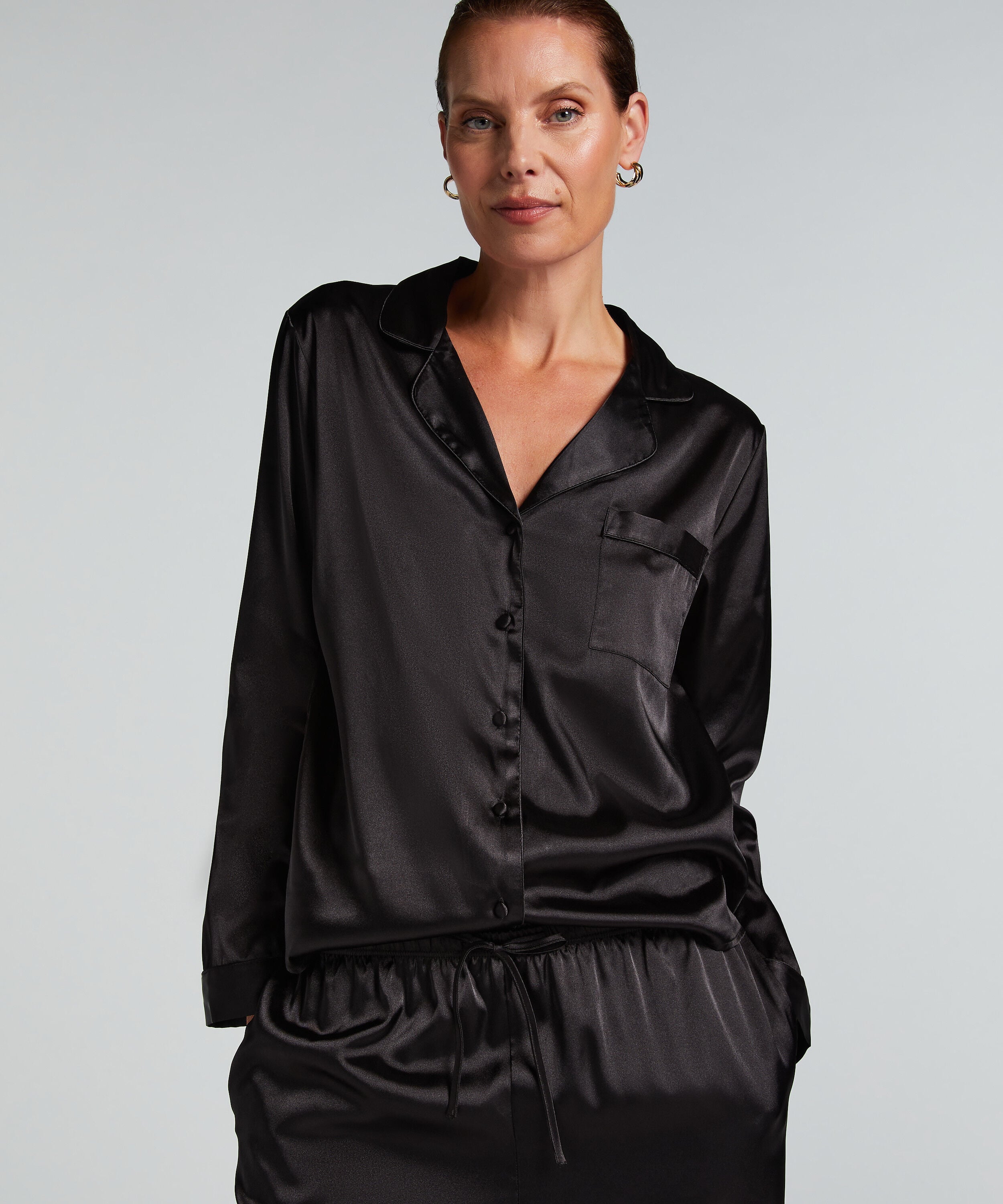 Langarmjacke Satin, Schwarz