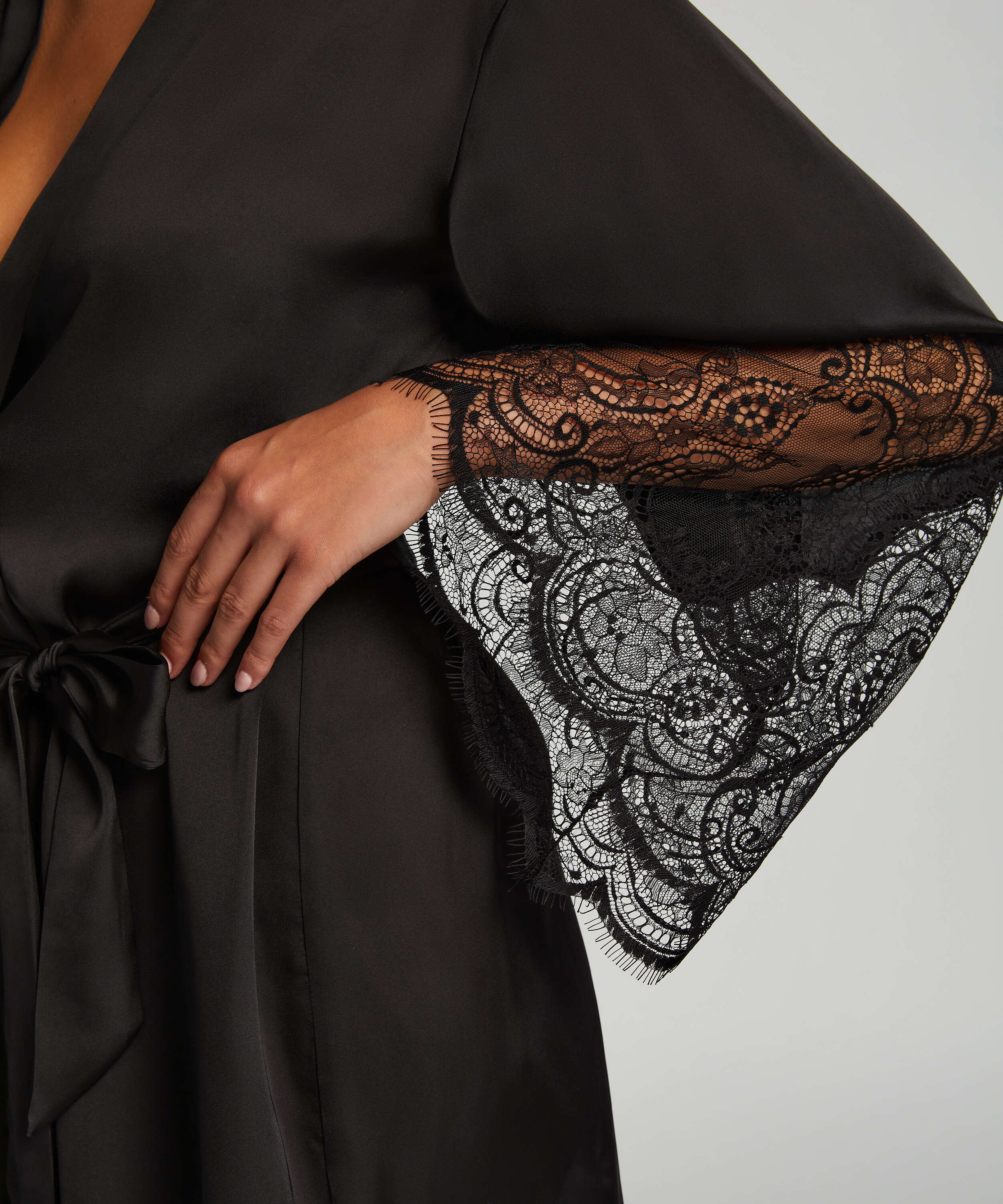 Kimono Lace Satin, Schwarz, main