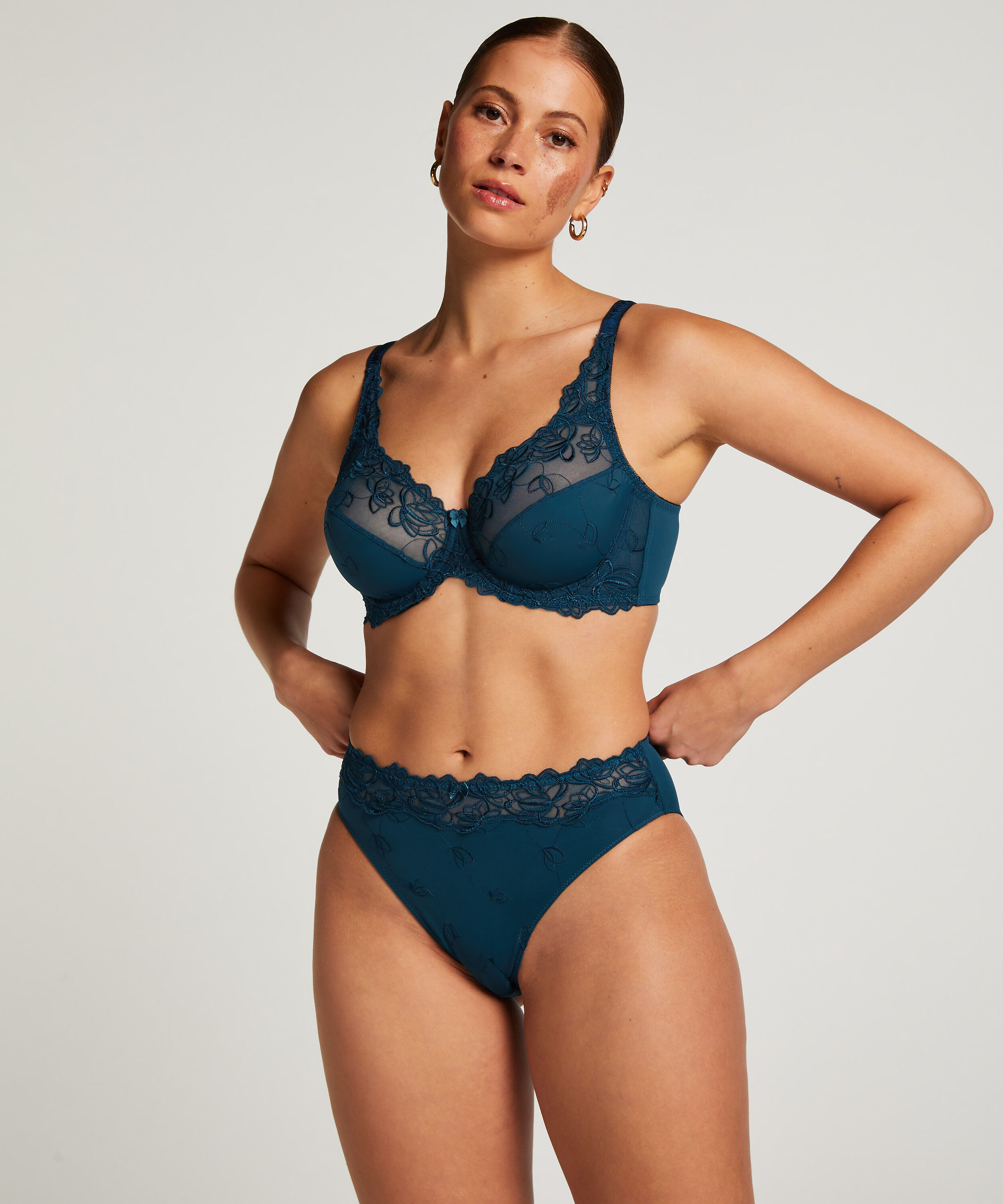 Brazilian Diva, Blau