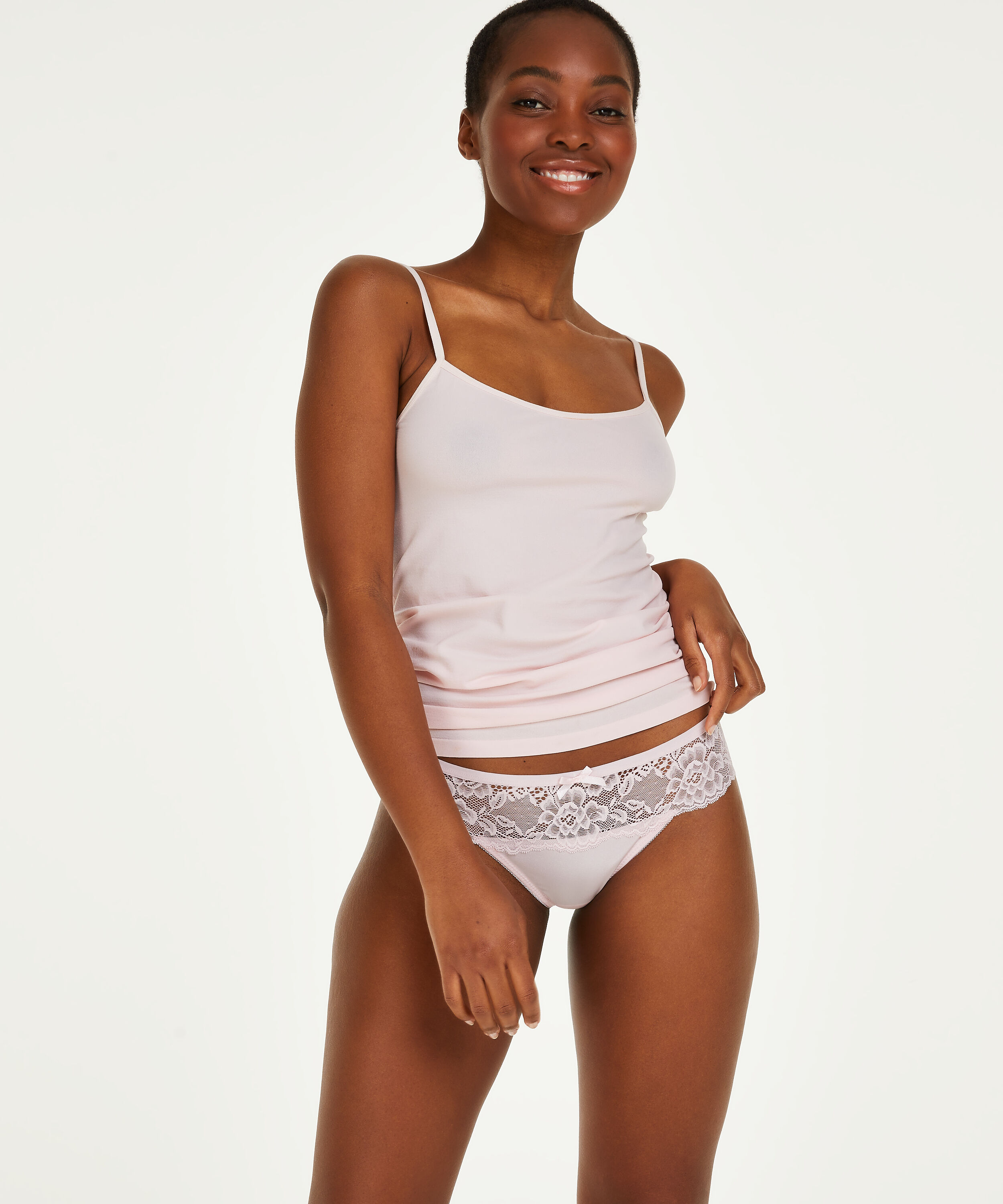 Boxerstring Bianca, Rose