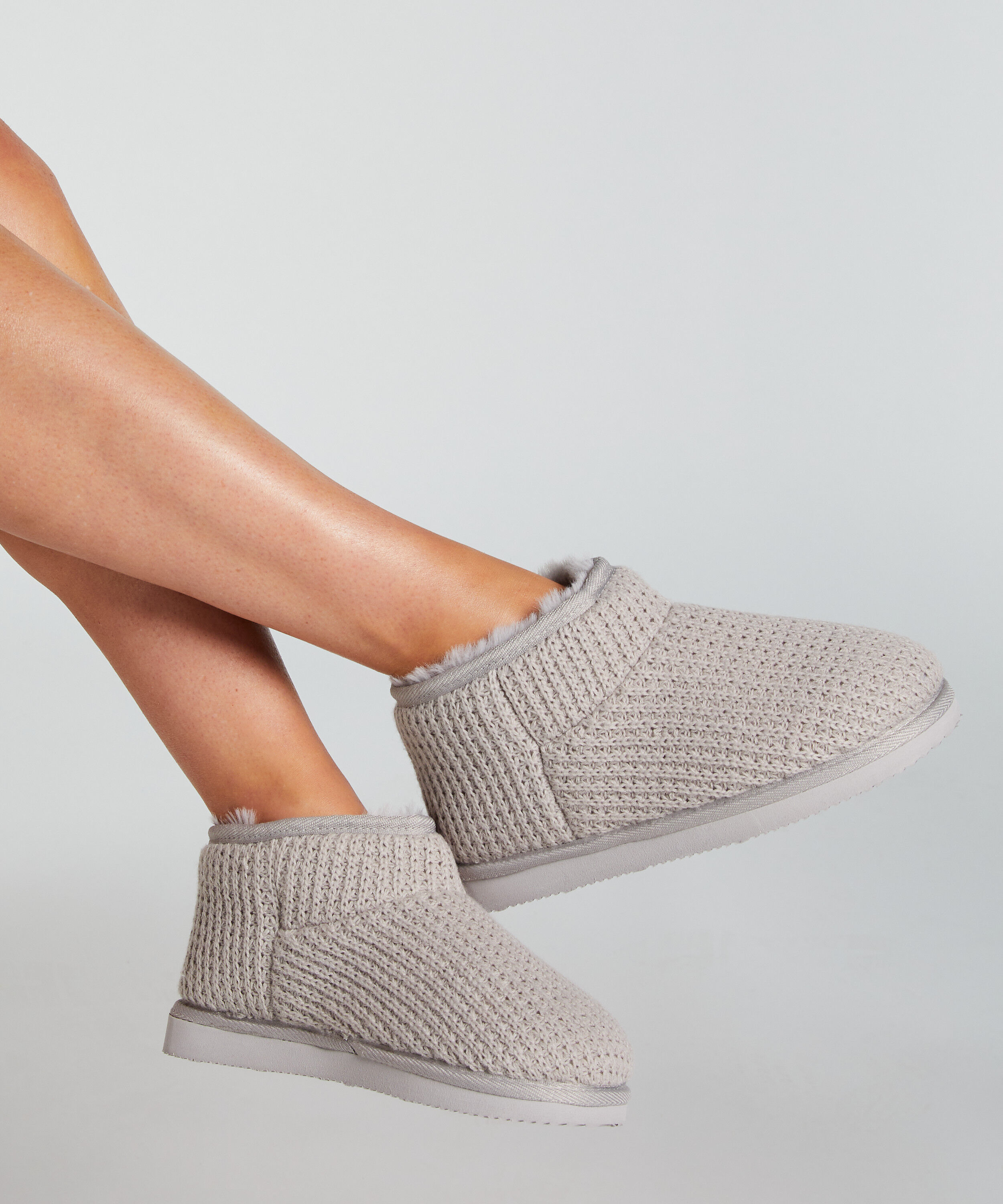 Pantoufles Saar, Gris