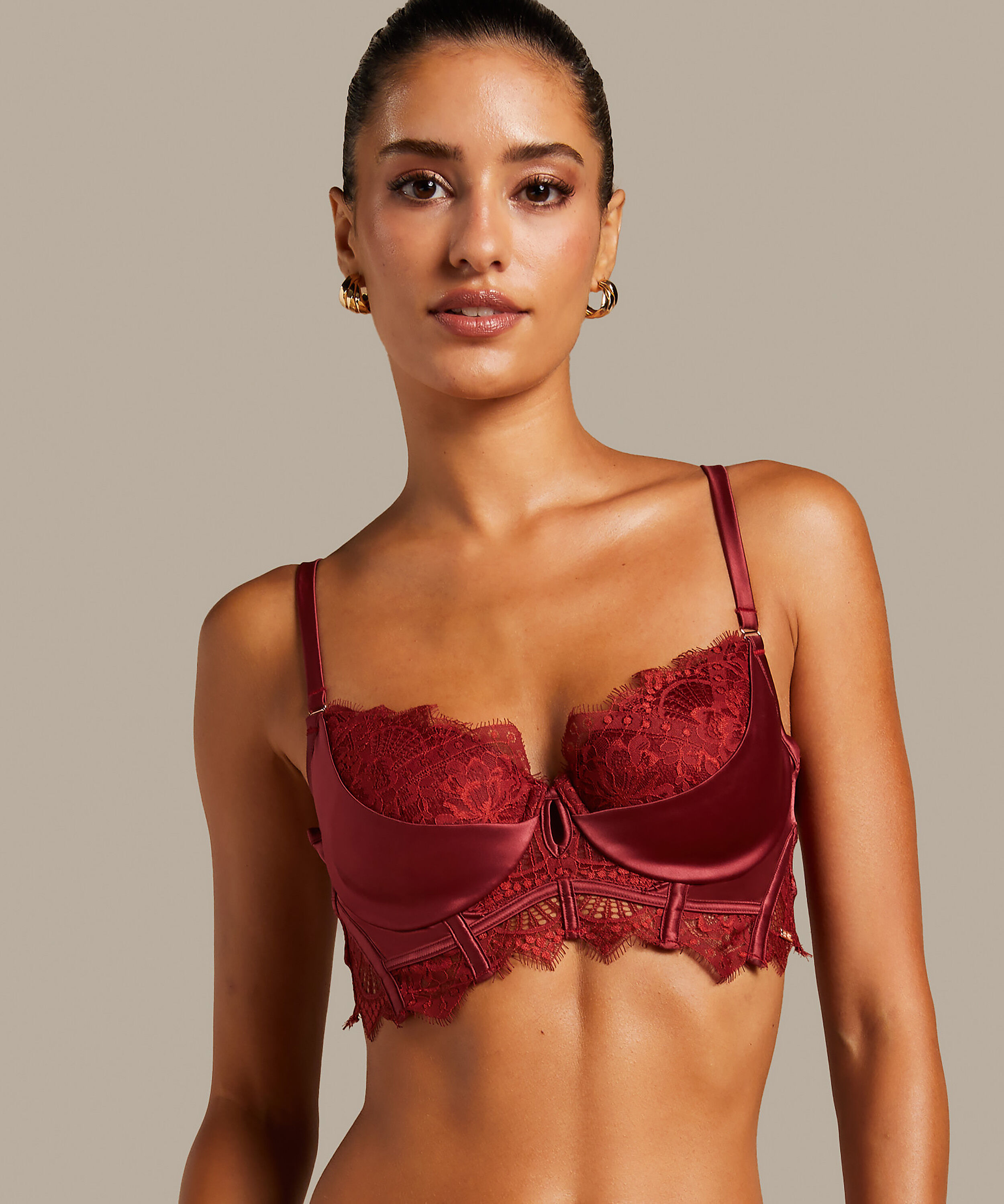 Soutien-gorge &agrave; la palangre &agrave; armatures pr&eacute;form&eacute; Zo&eacute;, Rouge