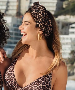 Pareo Leopard, Schwarz