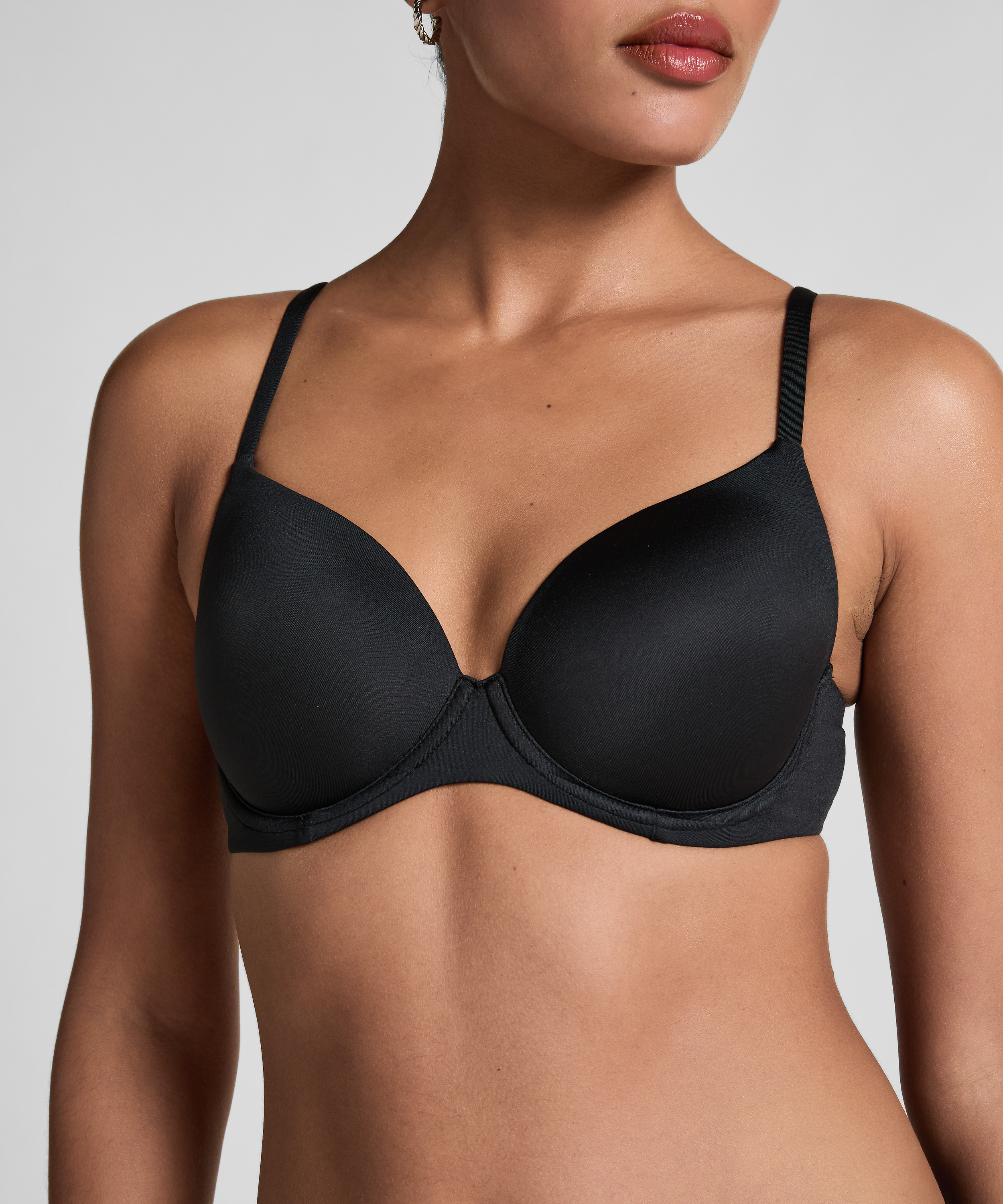 Soutien-gorge à armatures préformé Super Soft, Noir, main