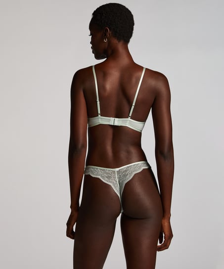 Cheekini Isabelle, Grün