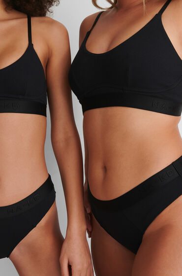 Hunkemöller Slip échancré Casia HKM x NA-KD Noir