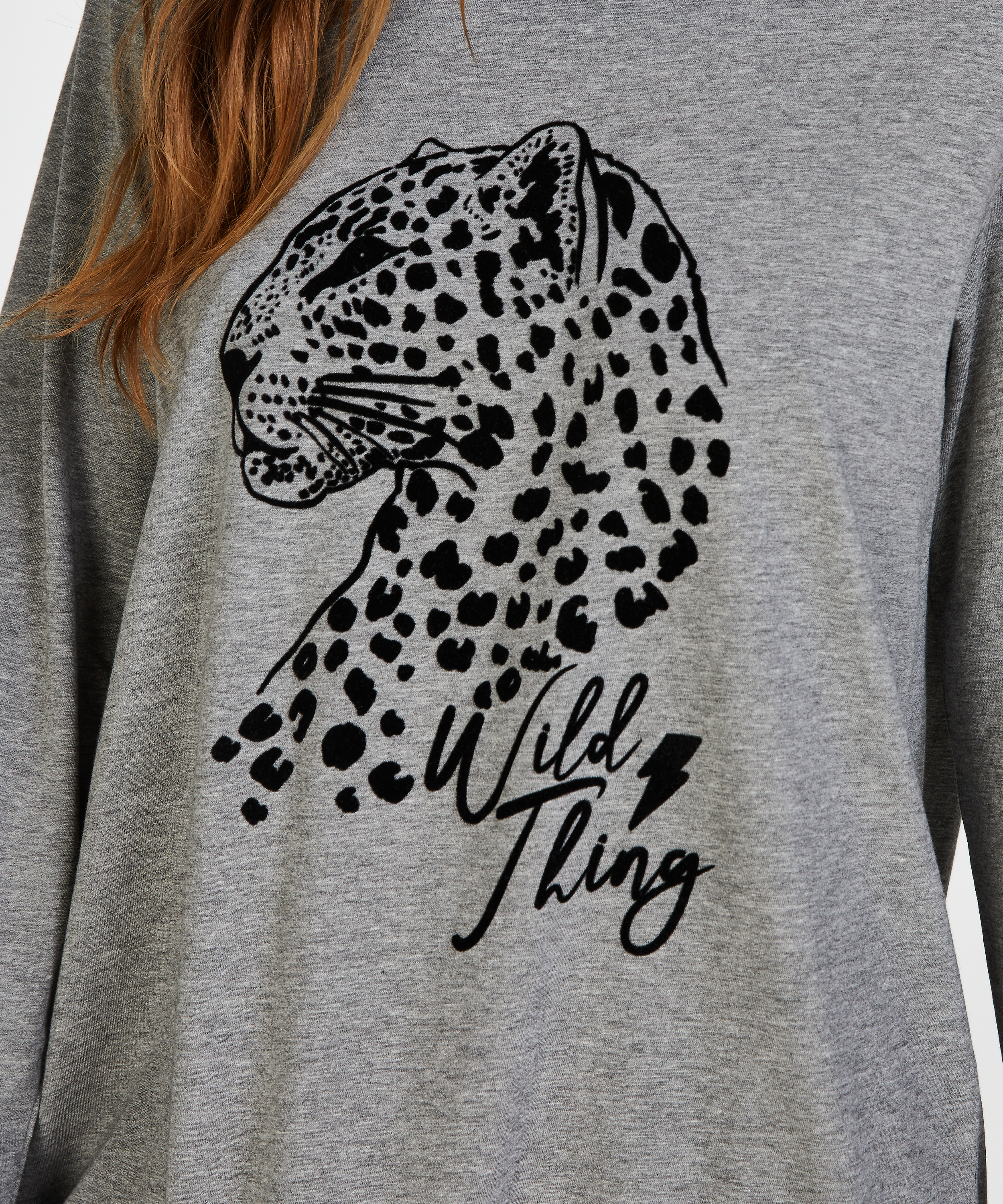 Chemise de nuit &agrave; d&eacute;collet&eacute; arrondi, Gris, main