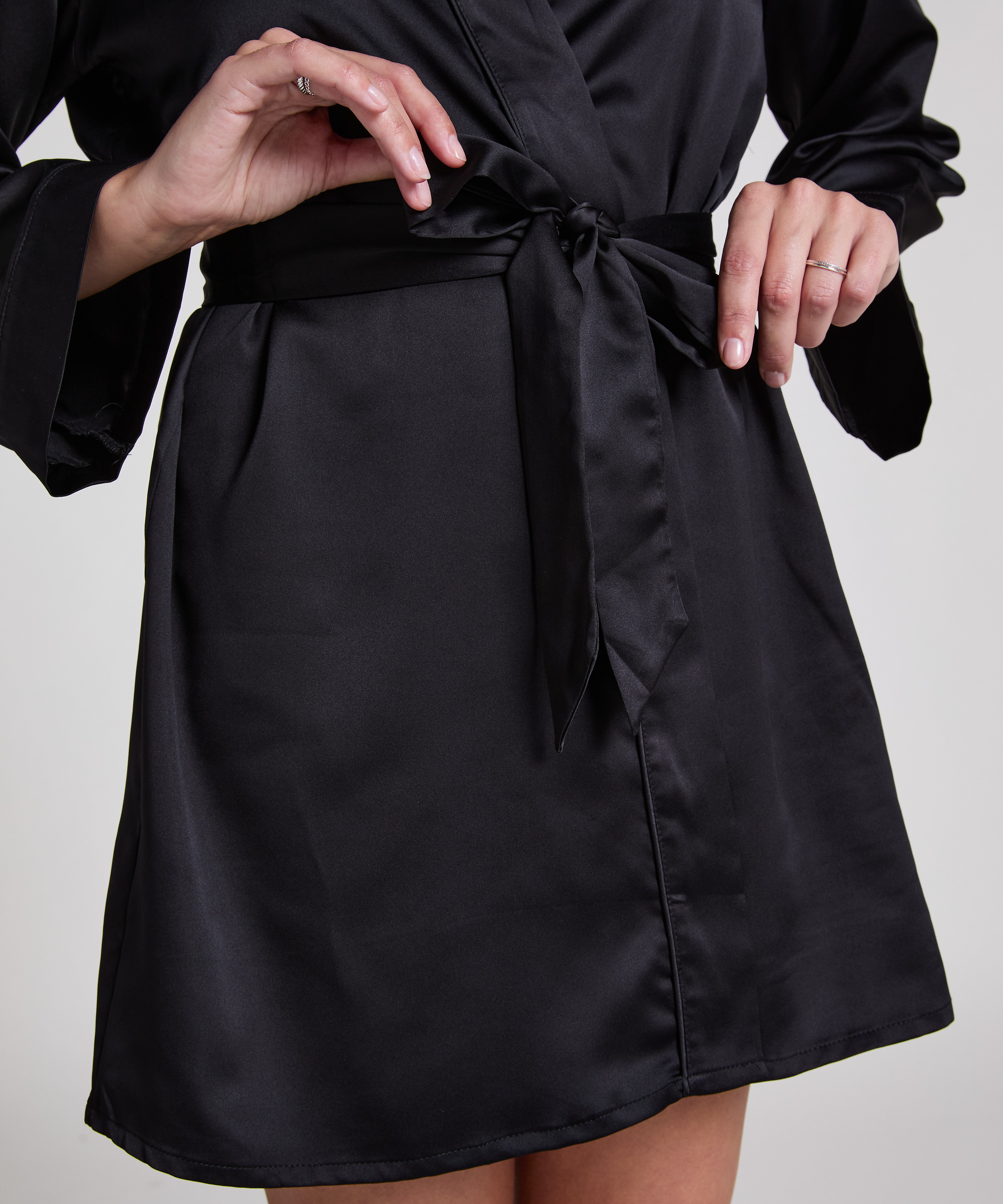 Kimono Satin, Schwarz, main