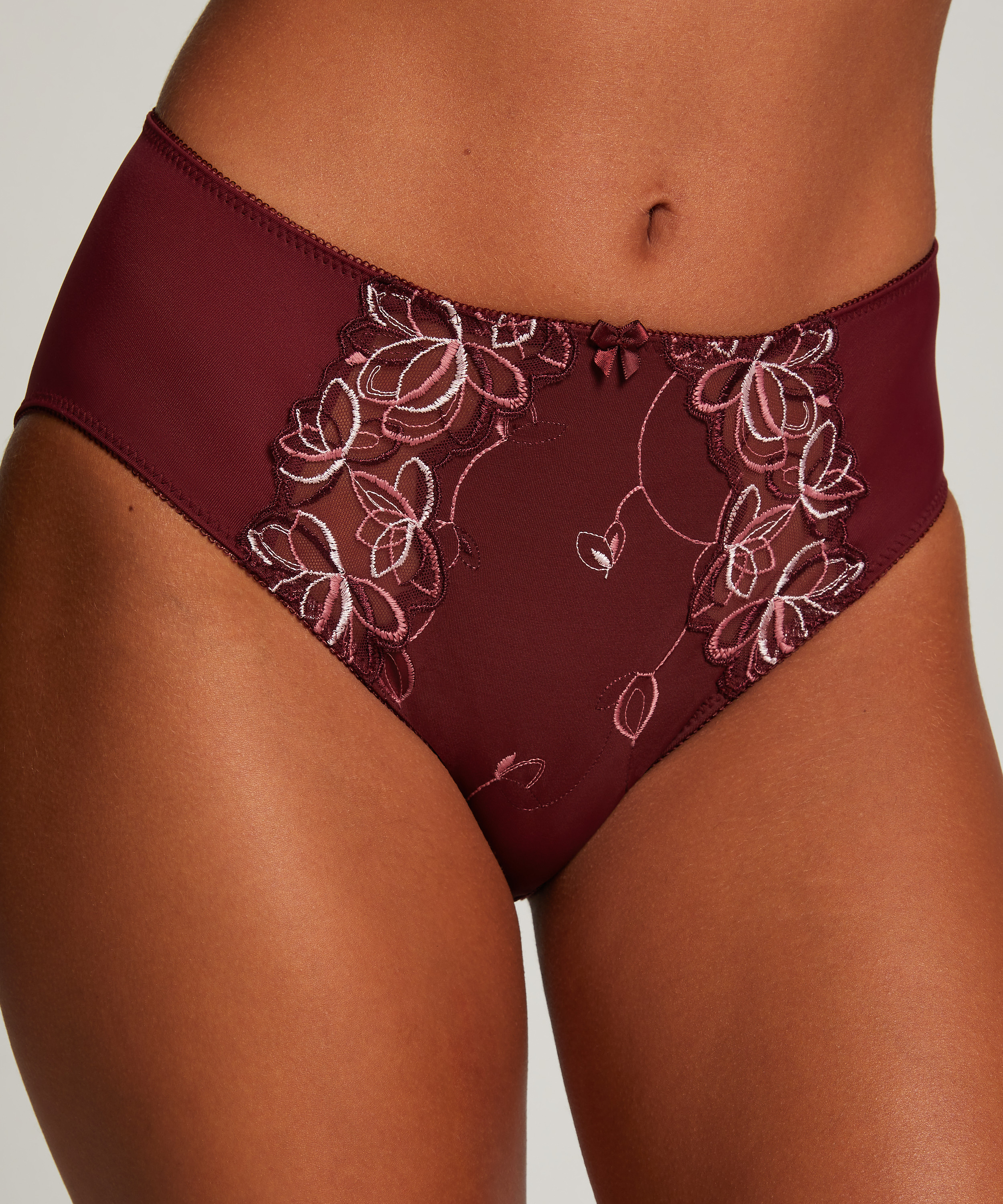 Hochgeschnittener Slip Diva, Rot, main