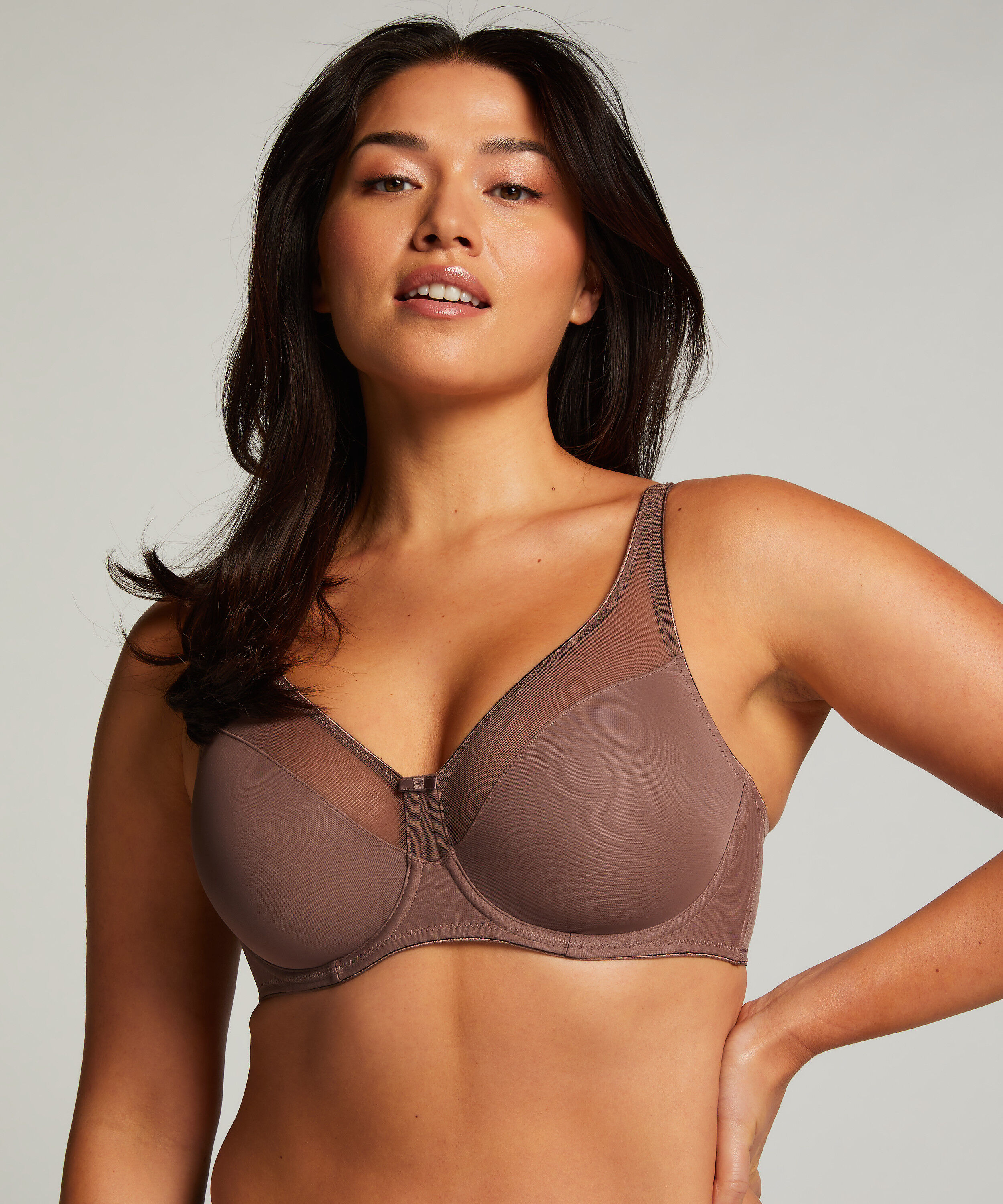 Soutien-gorge &agrave; armatures non-pr&eacute;form&eacute; minimiseur Nina, Marron