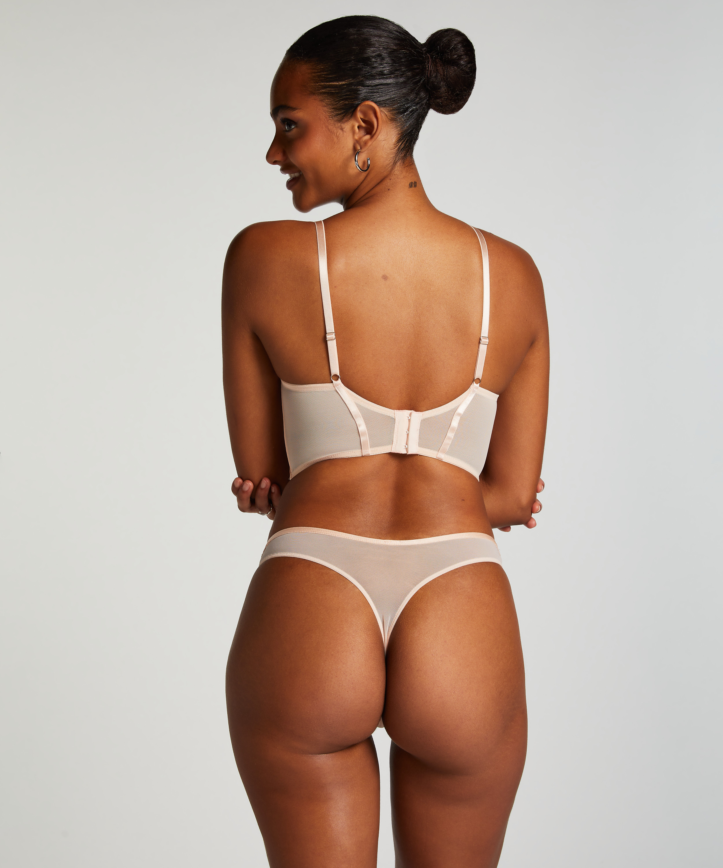 Soutien-gorge à armatures préformé longline Jade, Rose, main