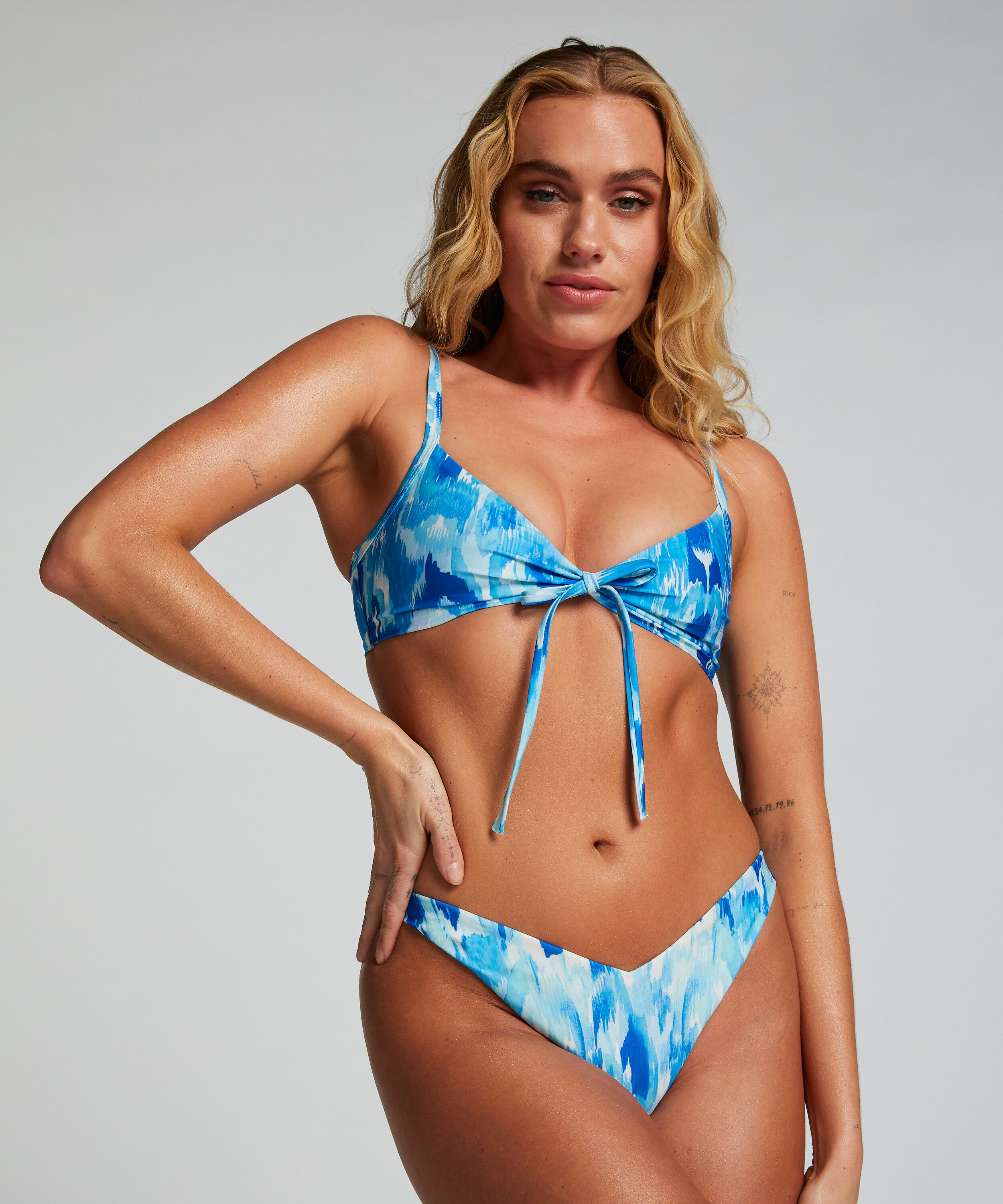 Bikini Slip mit hohem Beinausschnitt Paraguay