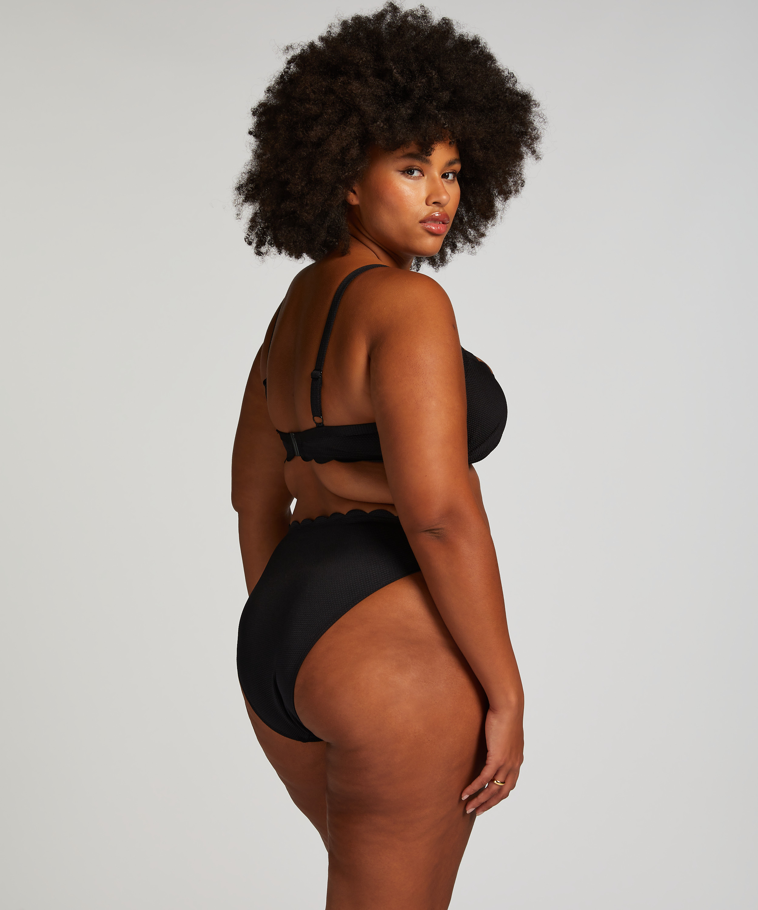 Bikini Slip Rio Scallop, Schwarz, main