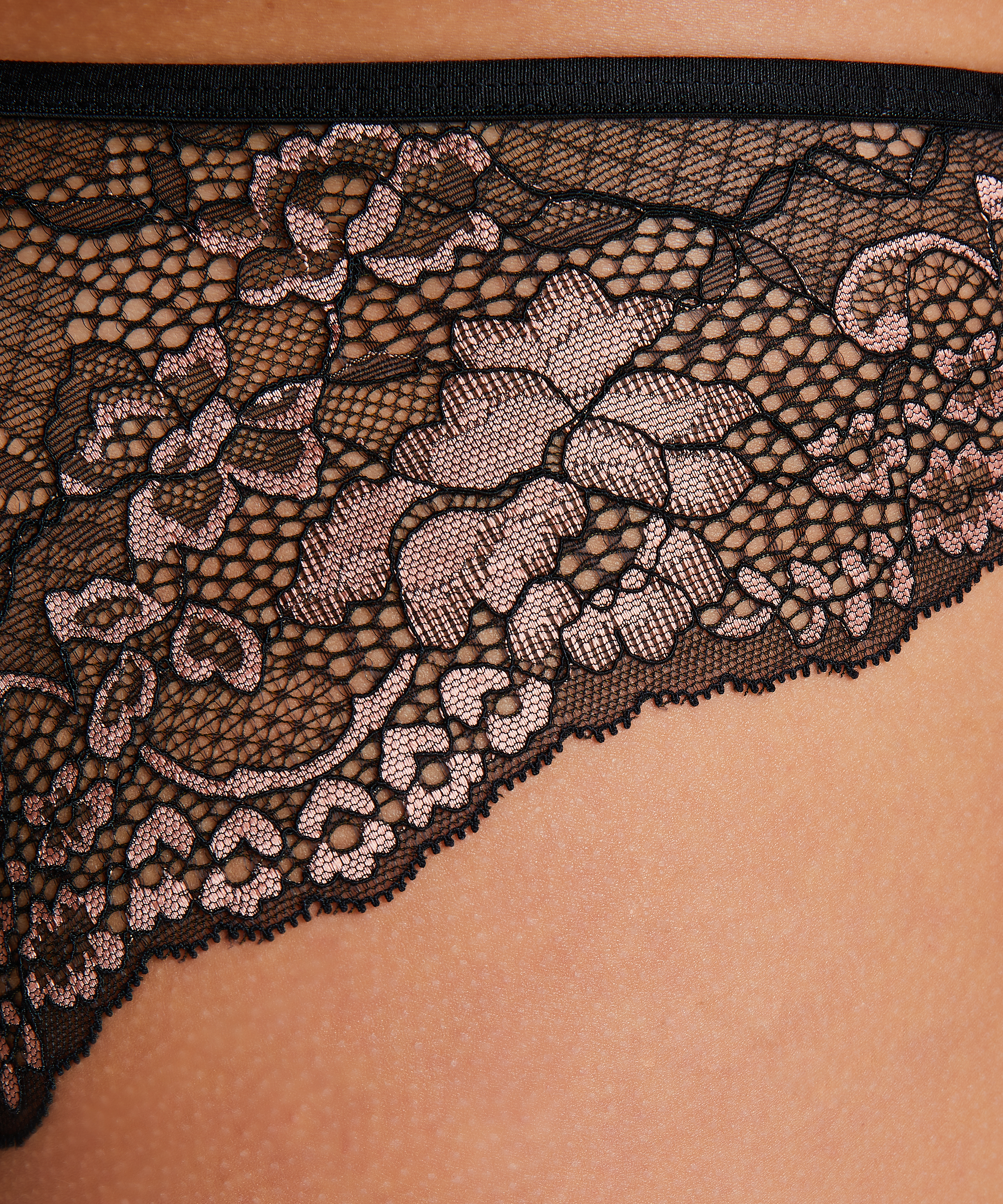 Brazilian Halo, Schwarz, main