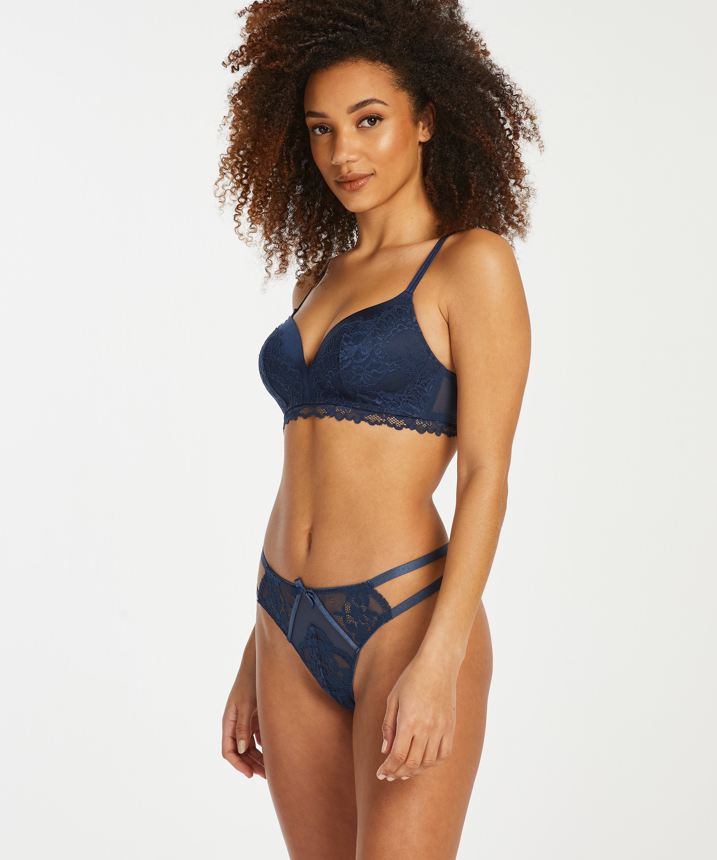 String Halle, Blau, main