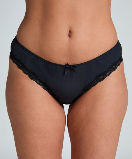 Brazilian Lola, Schwarz