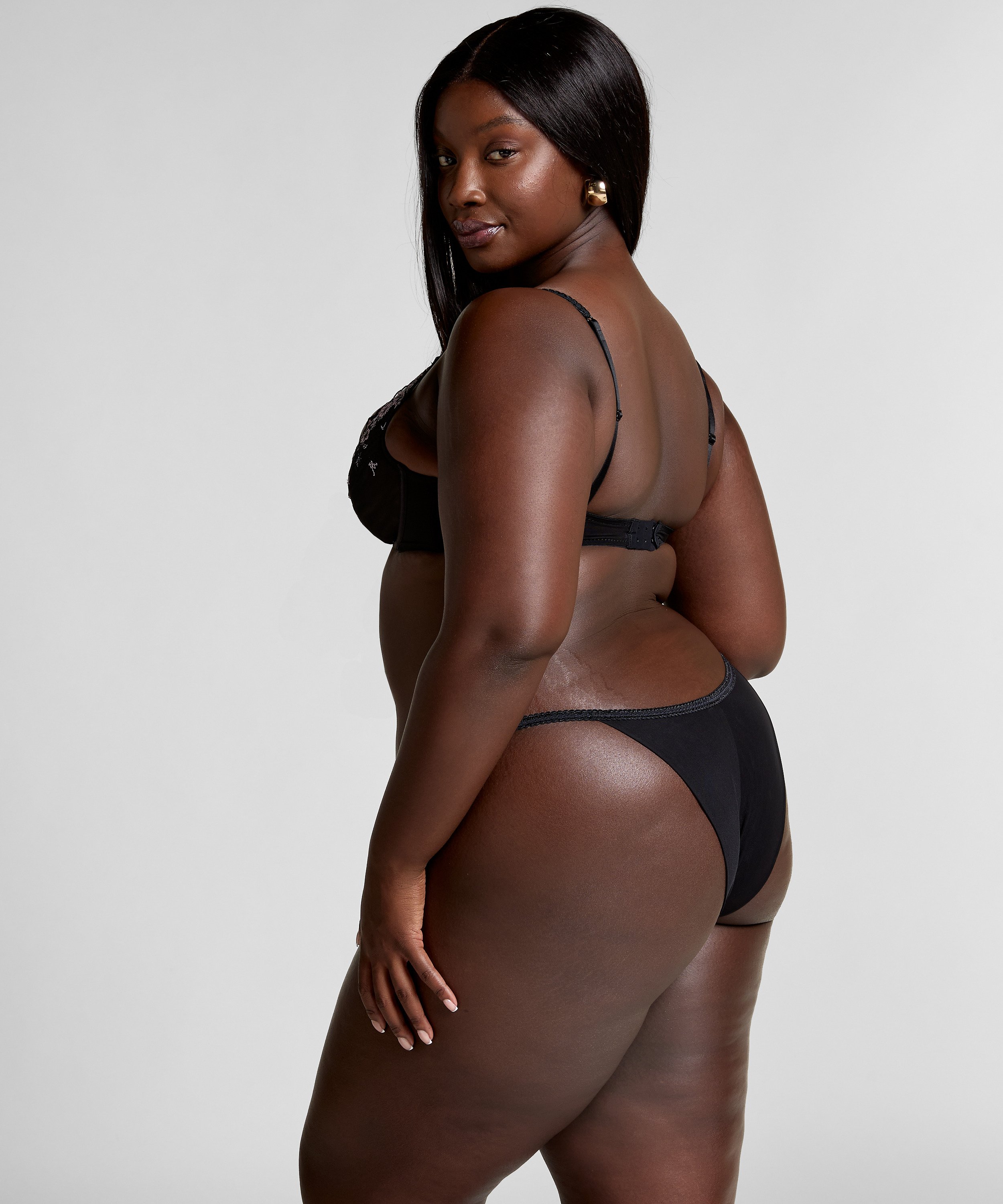 Soutien-gorge à armatures non-rembourré Chloé, Noir, main