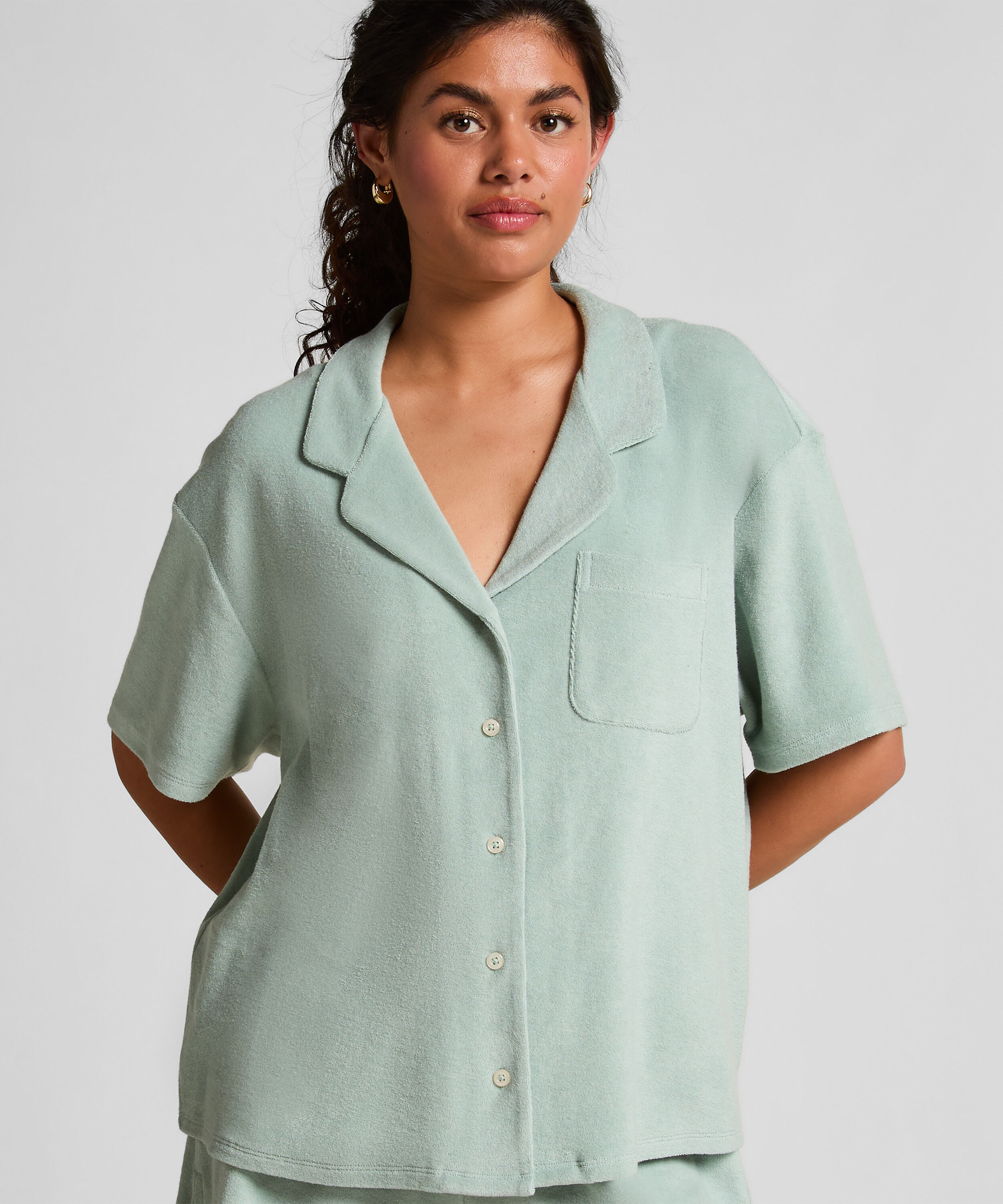 Chemise boutonnée en tissu éponge