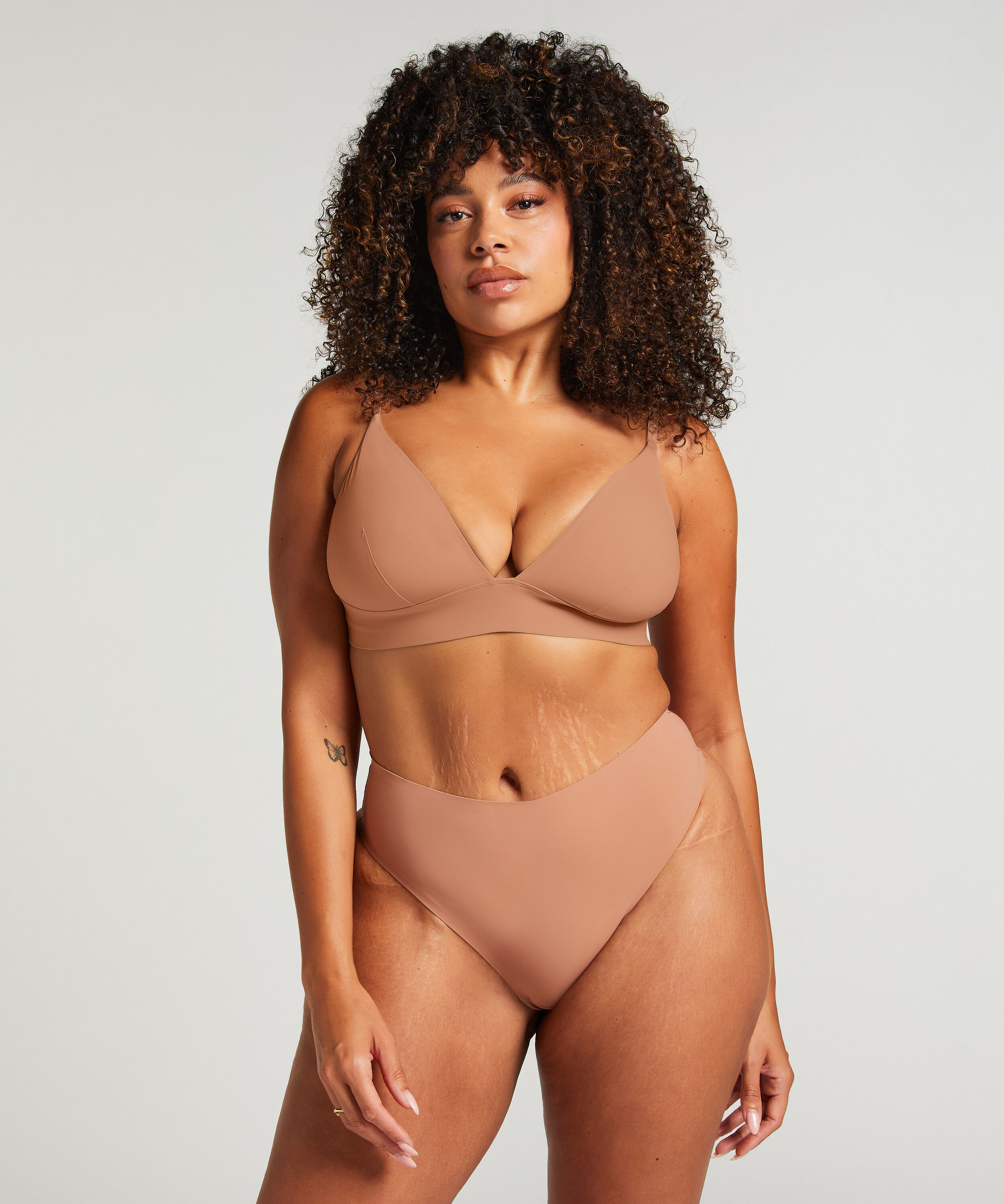 High Waisted Highleg Thong Smooth, Marron