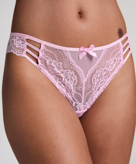 Brazilian Belle, Rose