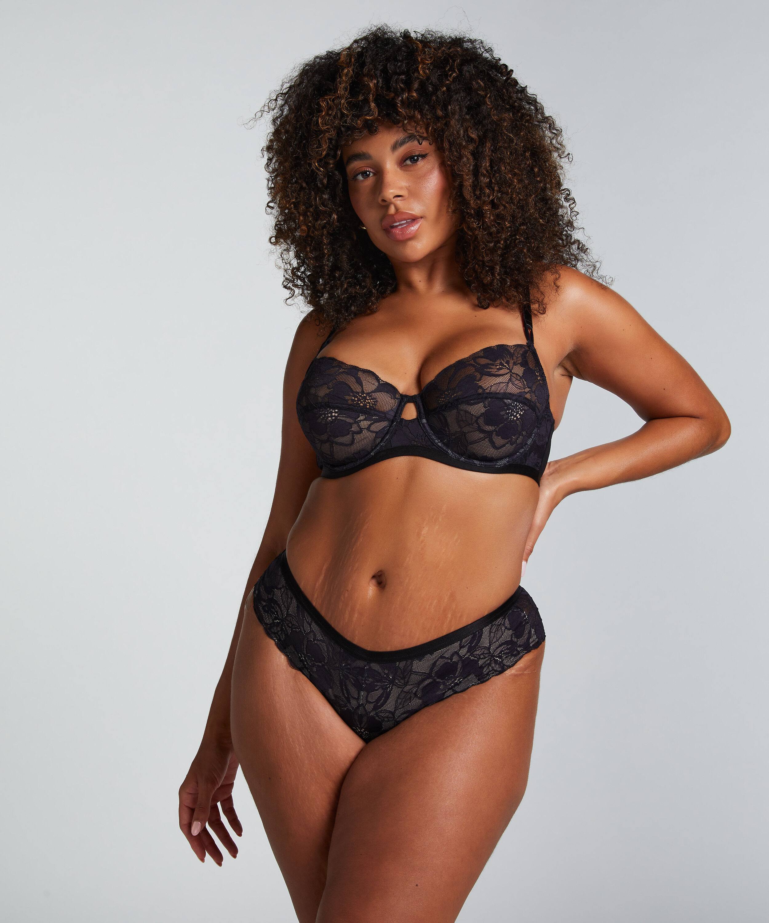 Slip brésilien Sophia, Noir Slip brésilien Sophia, Noir