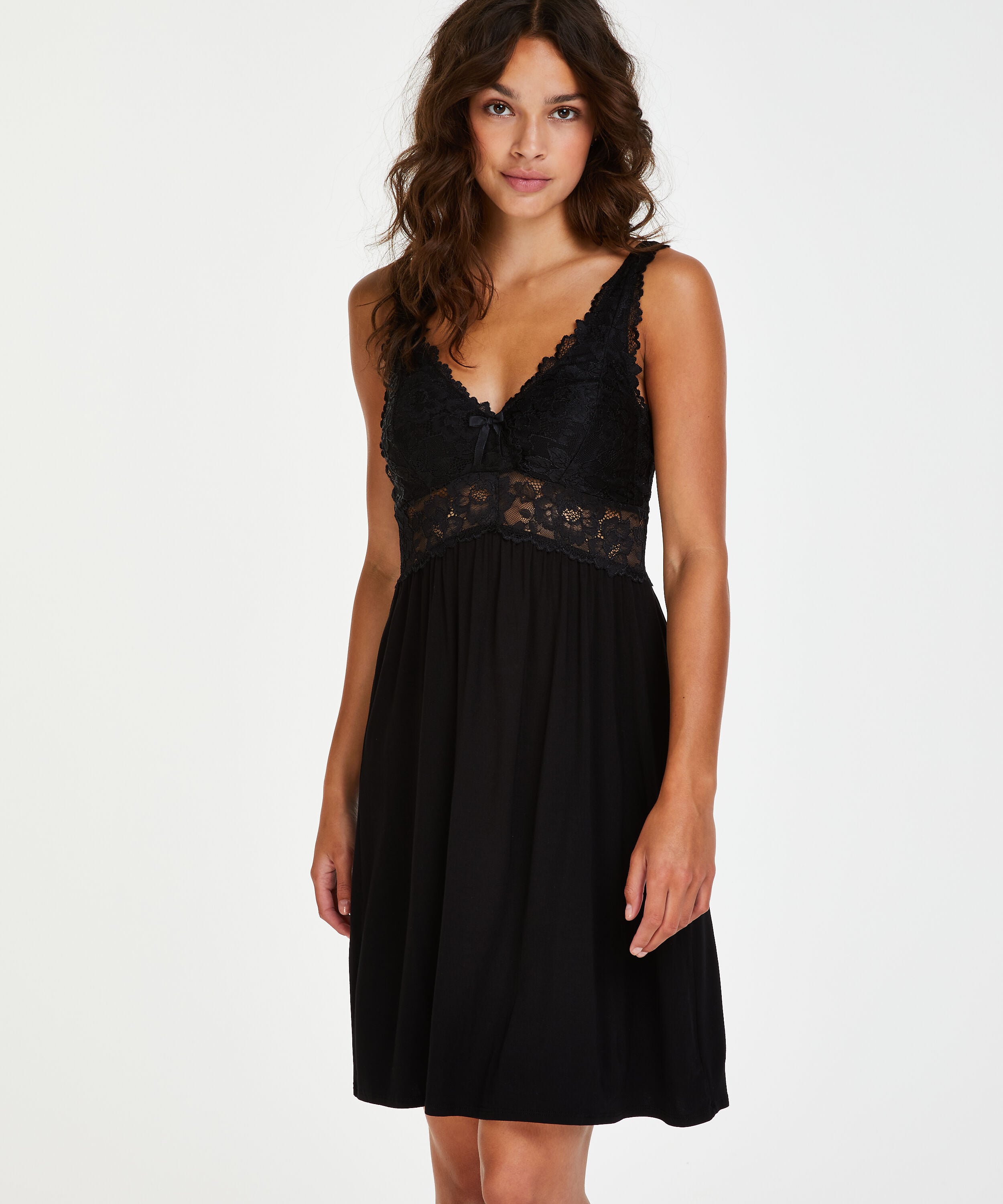 Slipdress Modal Lace mit Spitze, Schwarz