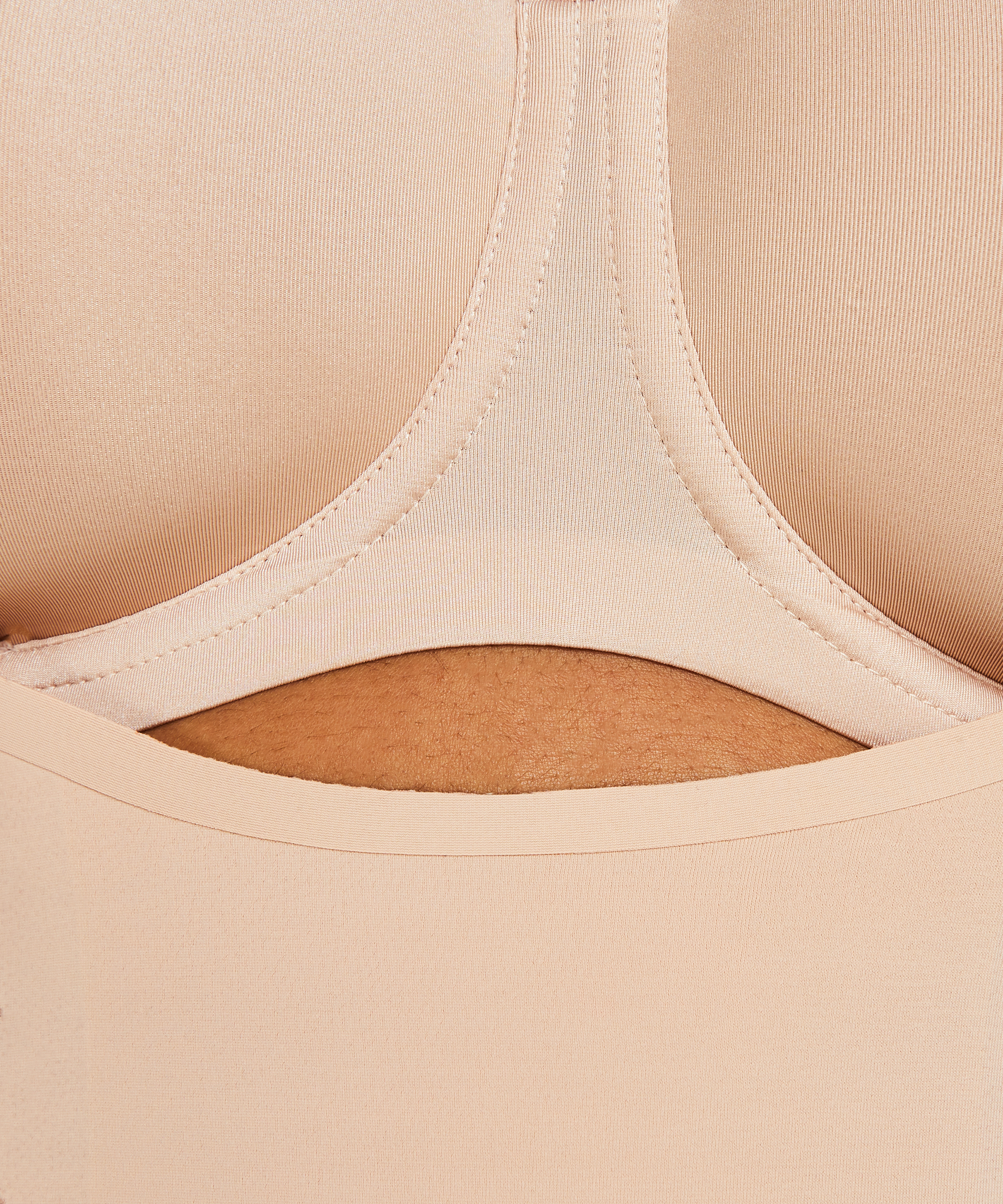 Body sculptant en dentelle festonnée - Level 3, Beige, main