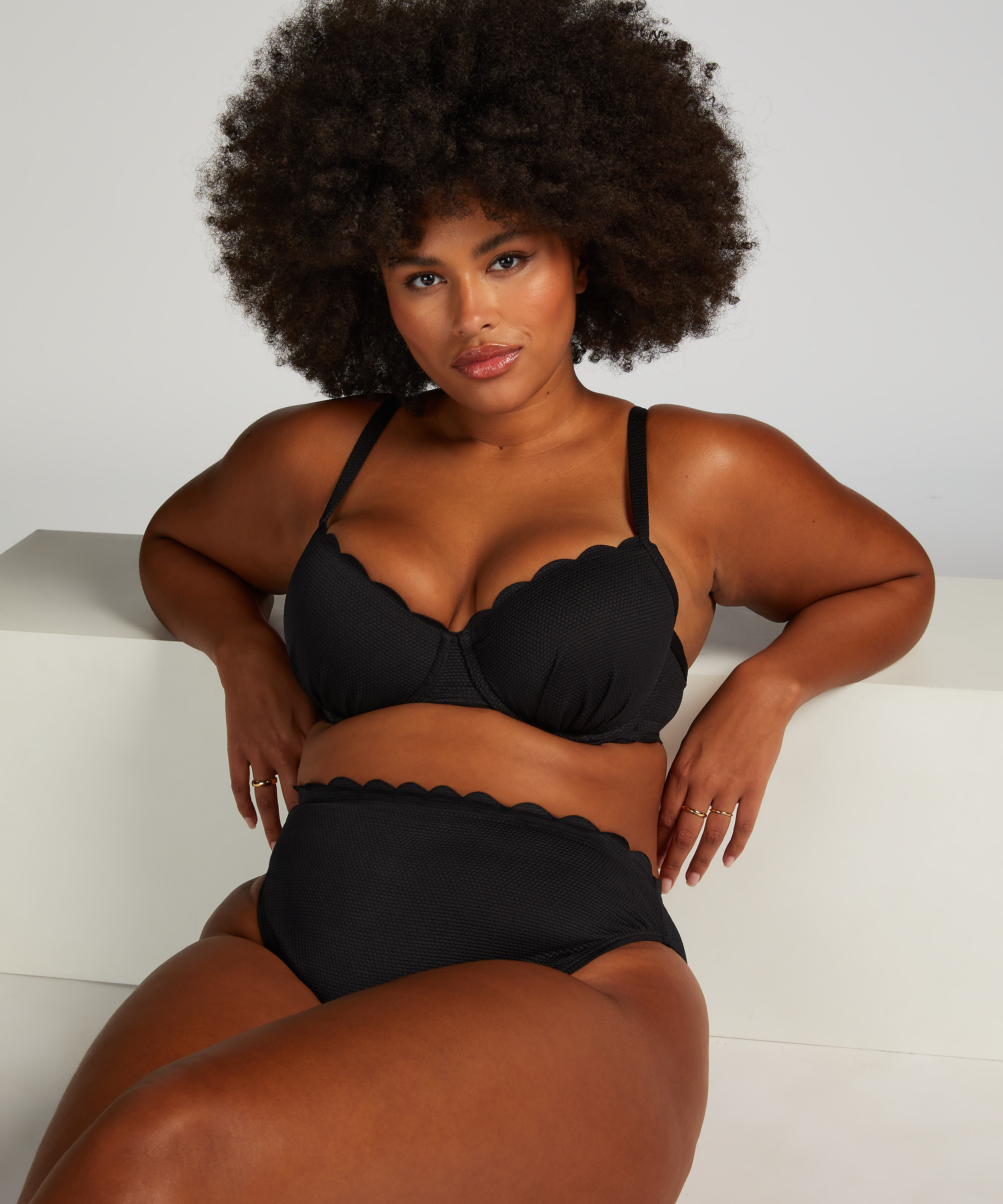 Bikini Slip Rio Scallop, Schwarz, main