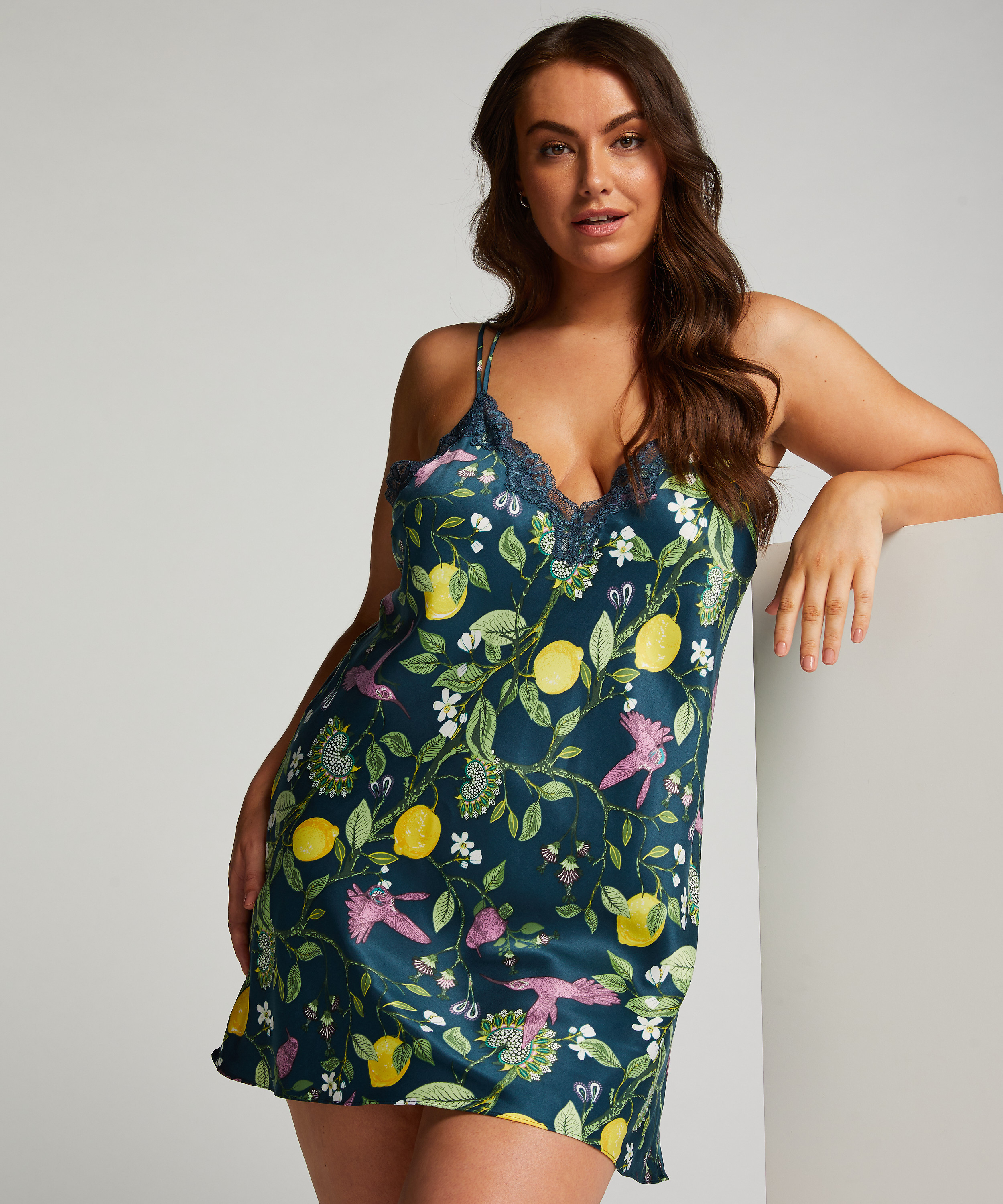 Nuisette en satin, Bleu, main