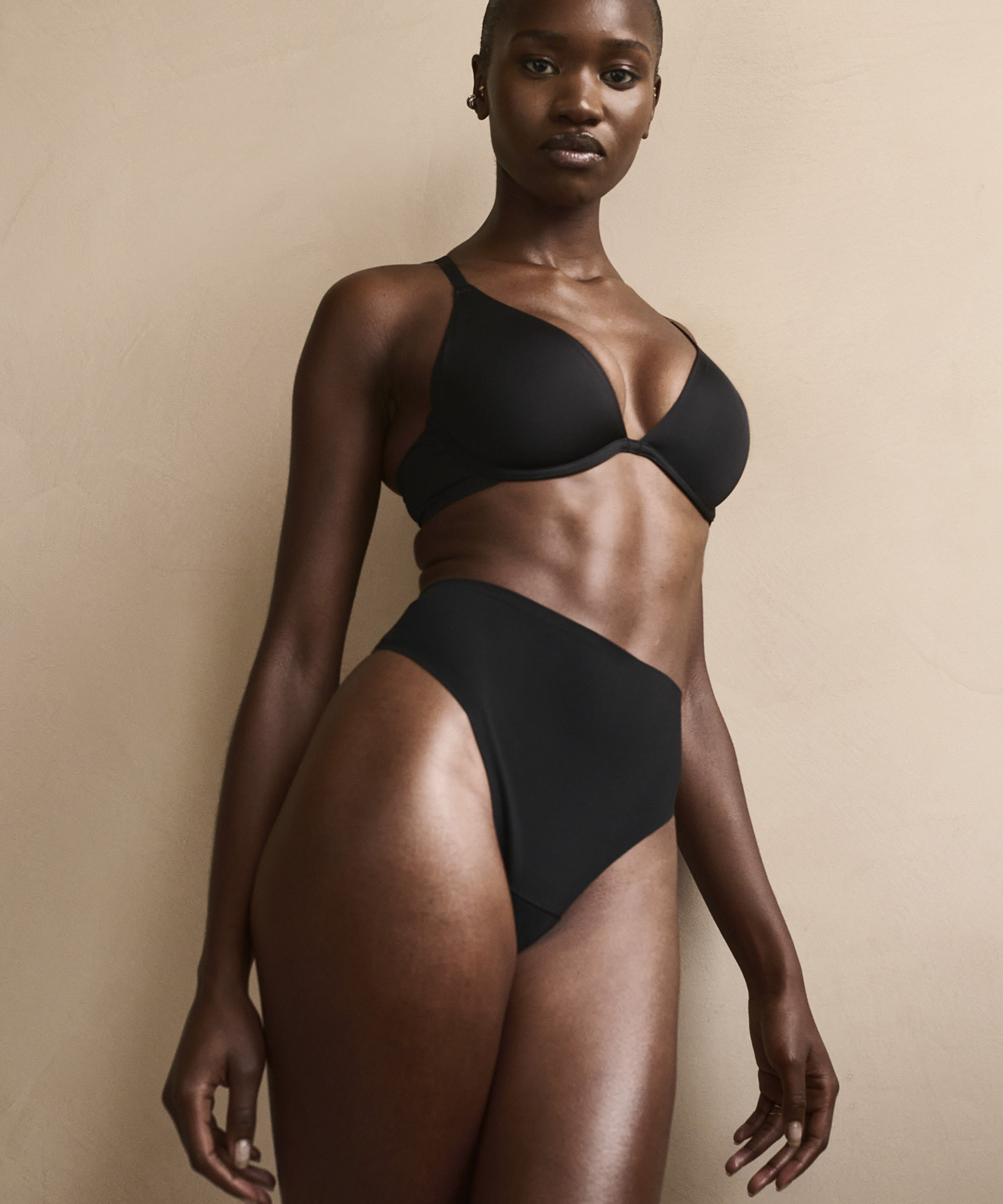 Ungepolsterter Bügel-BH Smooth, Schwarz, main