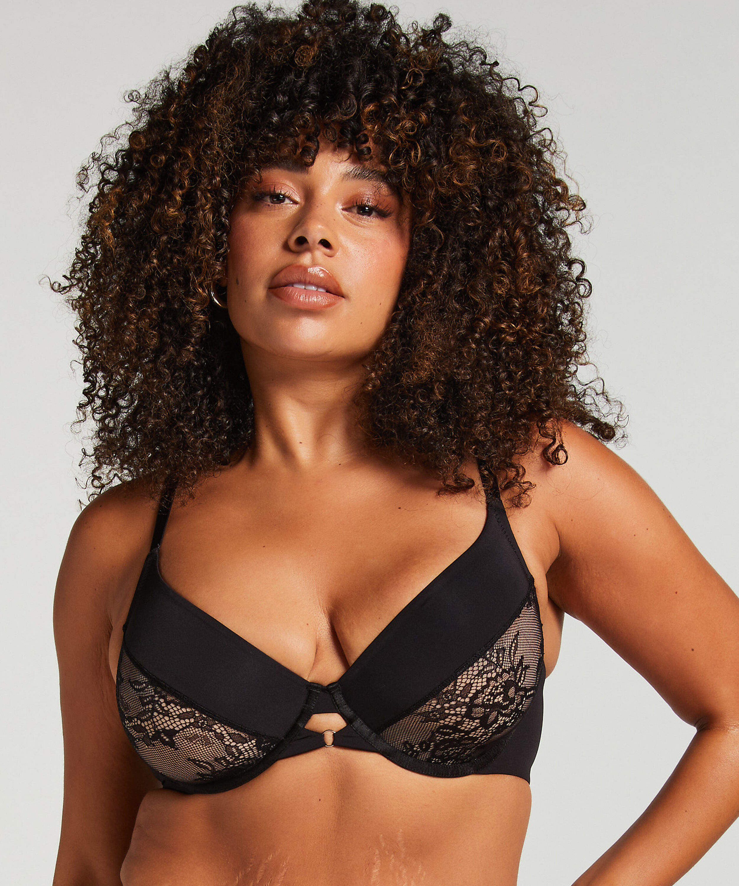 Soutien-gorge &agrave; armatures non-pr&eacute;form&eacute; Lea, Noir