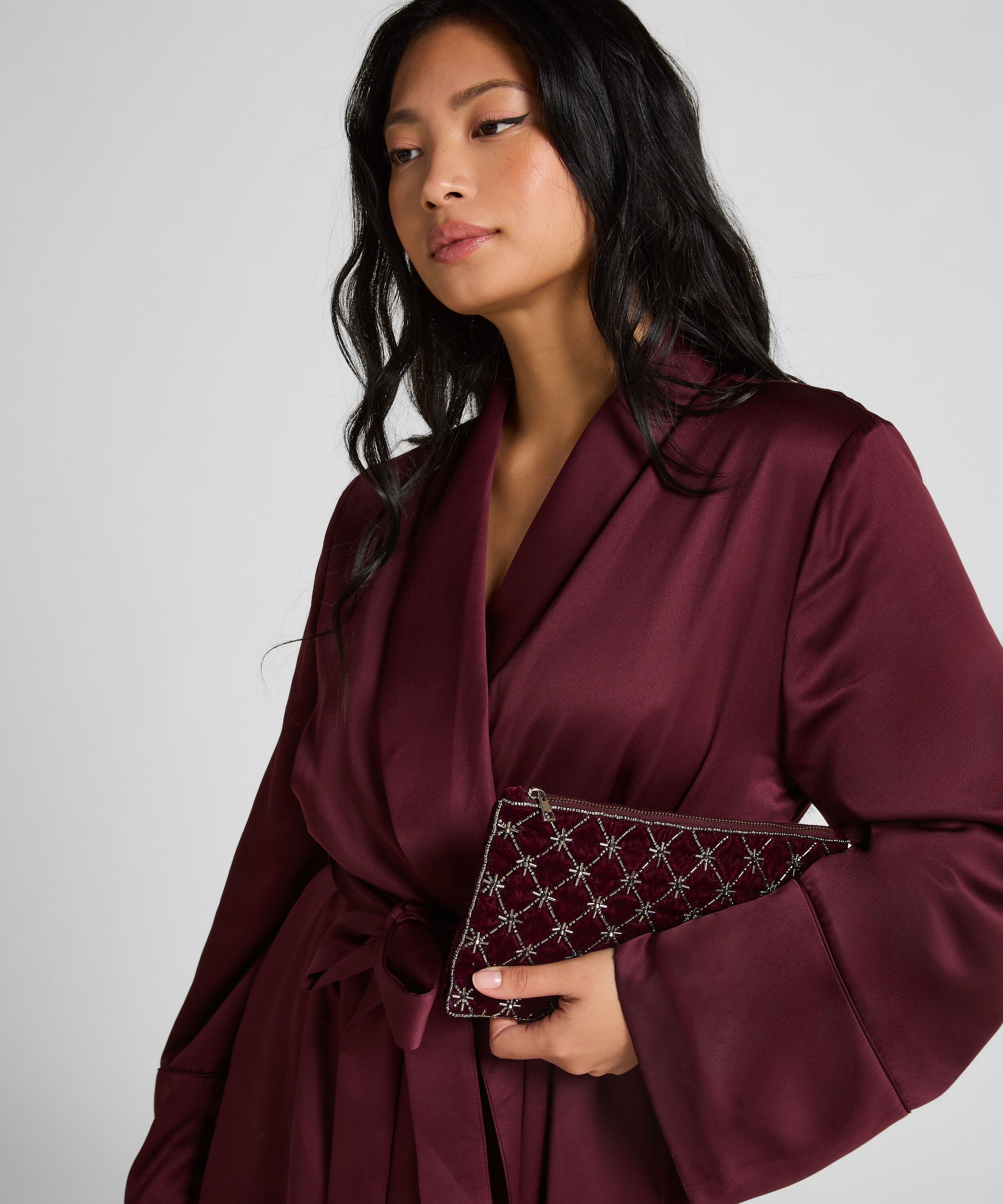 Pochette en perles, Violet