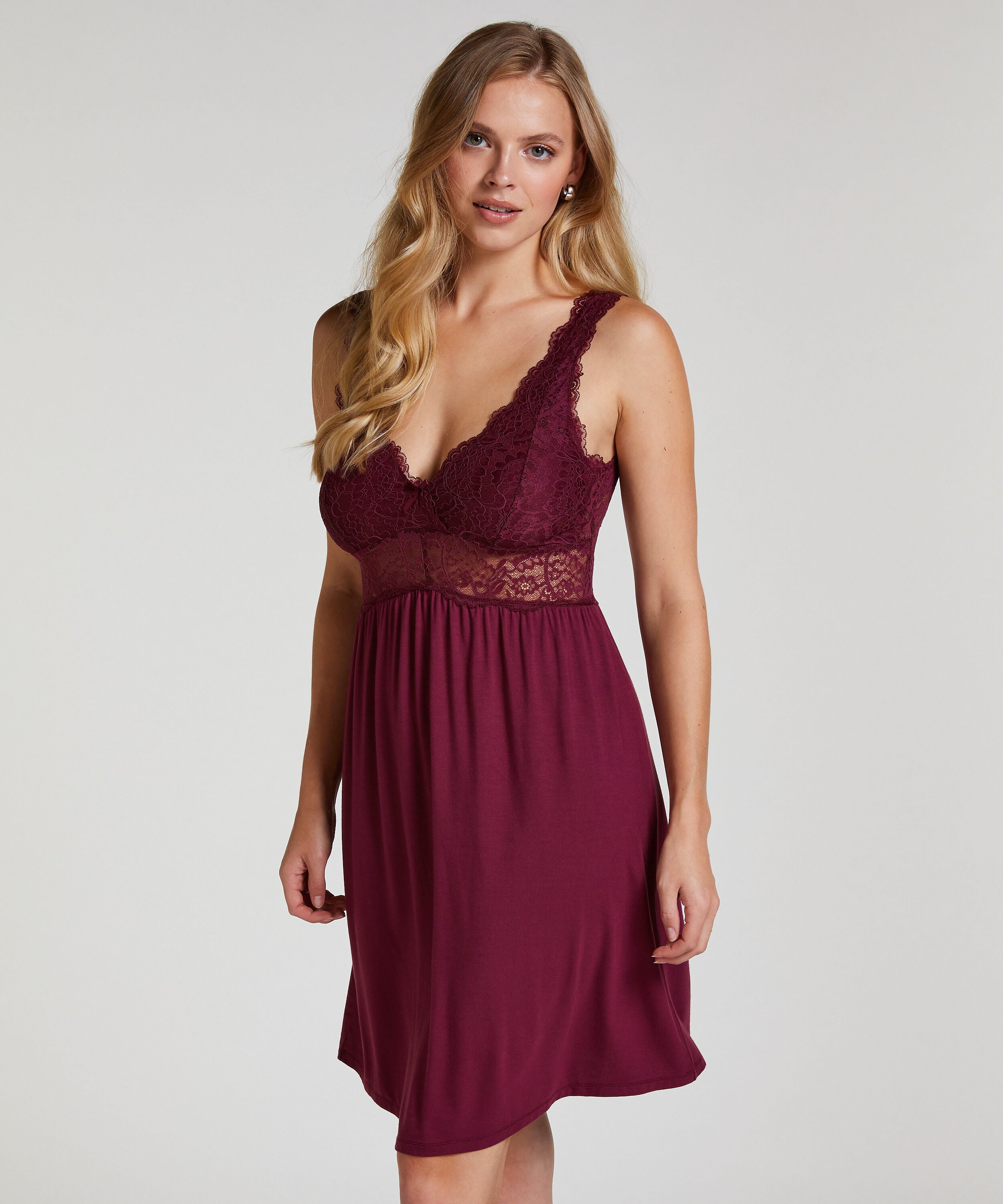 Nuisette Nora dentelle, Violet Nuisette Nora dentelle, Violet