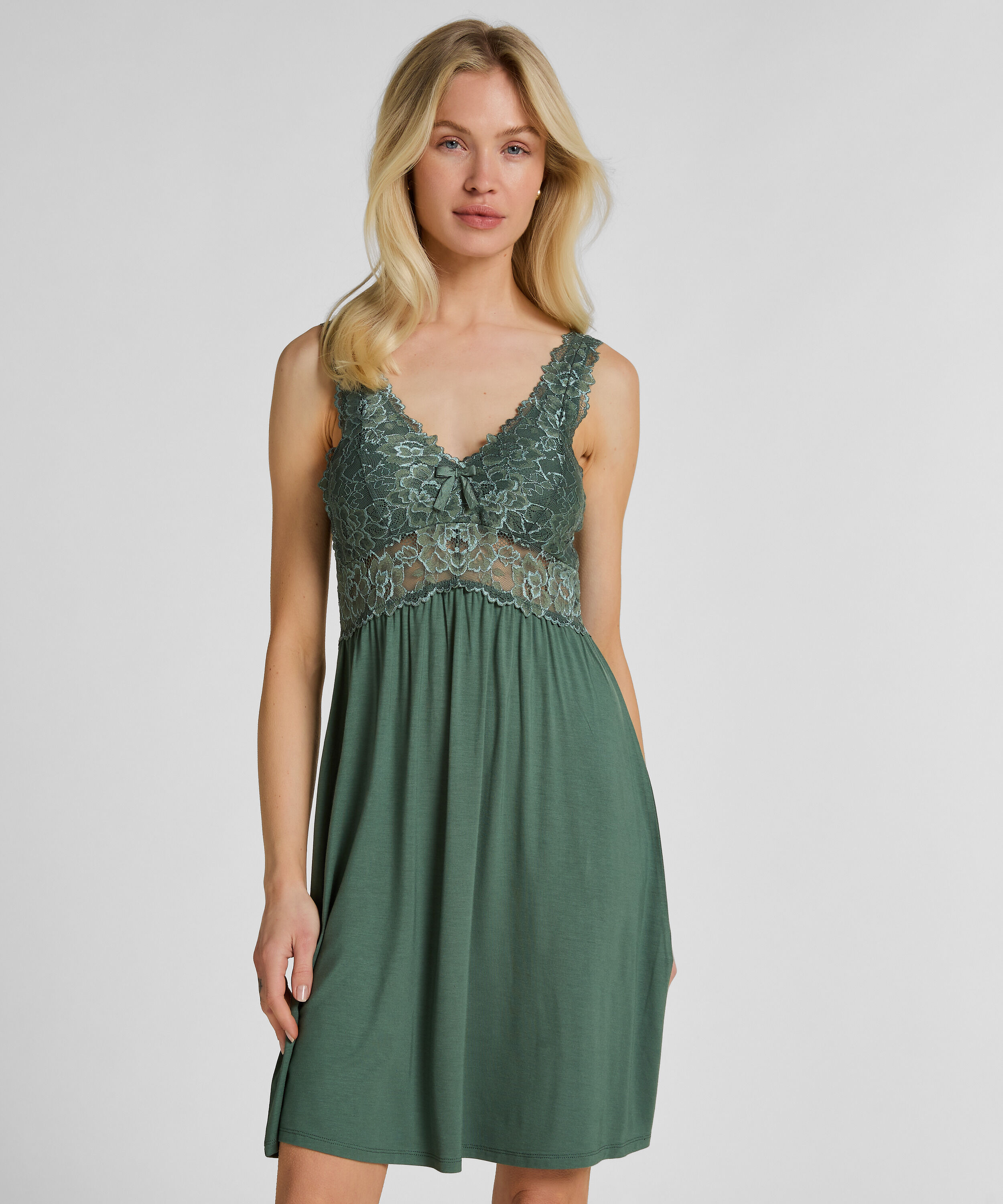 Nuisette Nora dentelle, Vert
