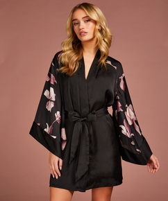 Kimono Orchid, Noir