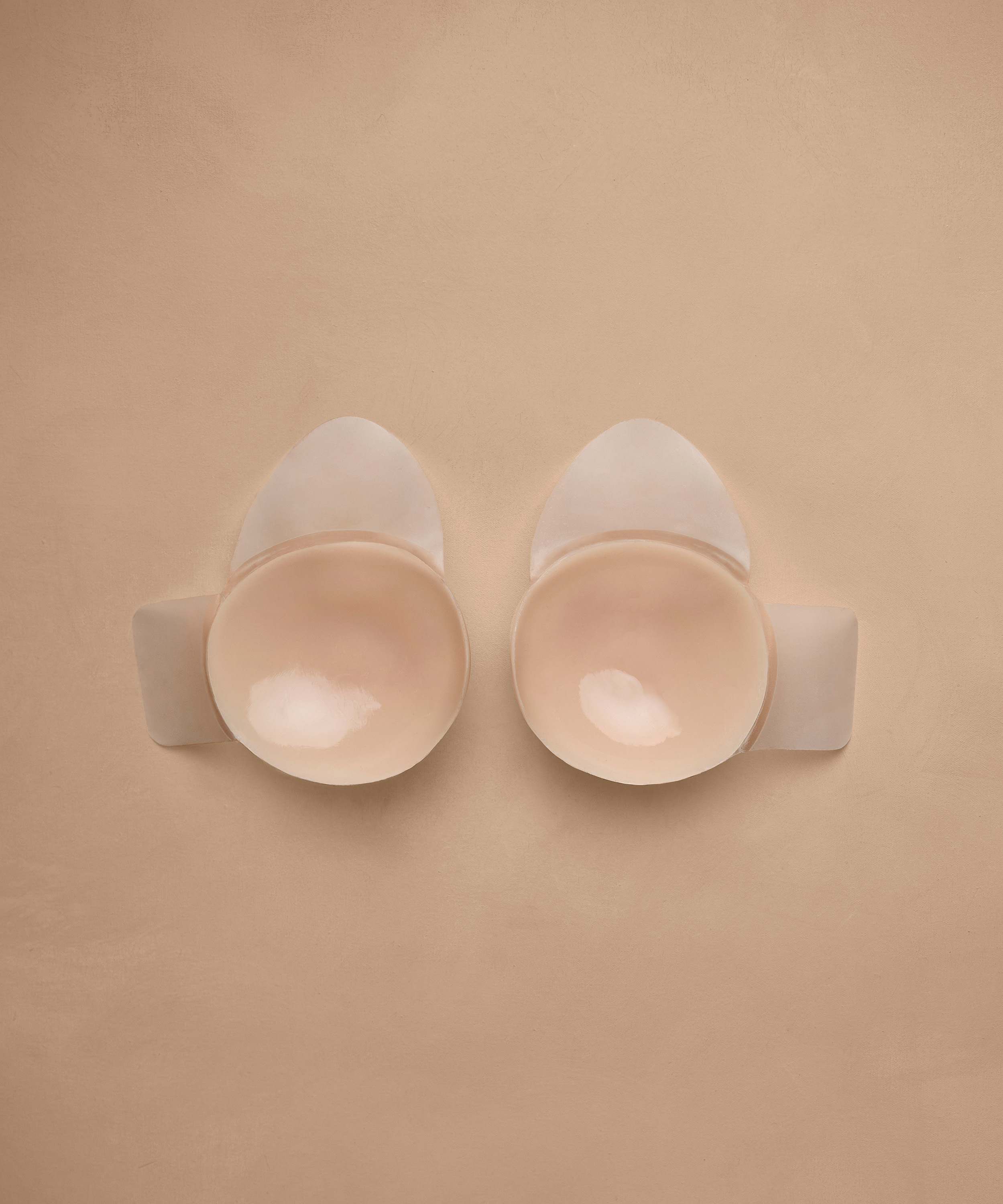 Bonnets à coller liftants, Beige, main