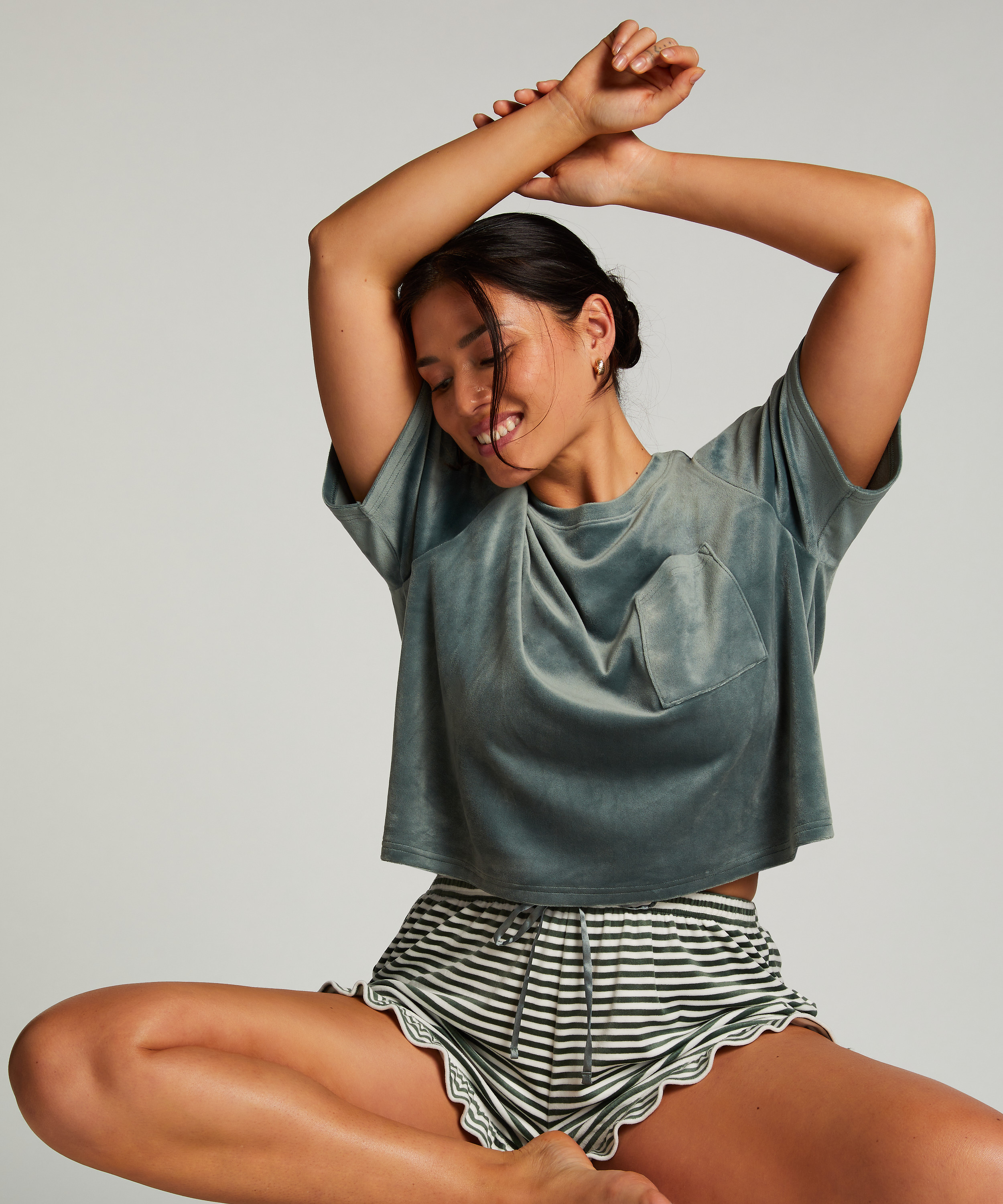 Shorts Velours Ruffle, grün, main