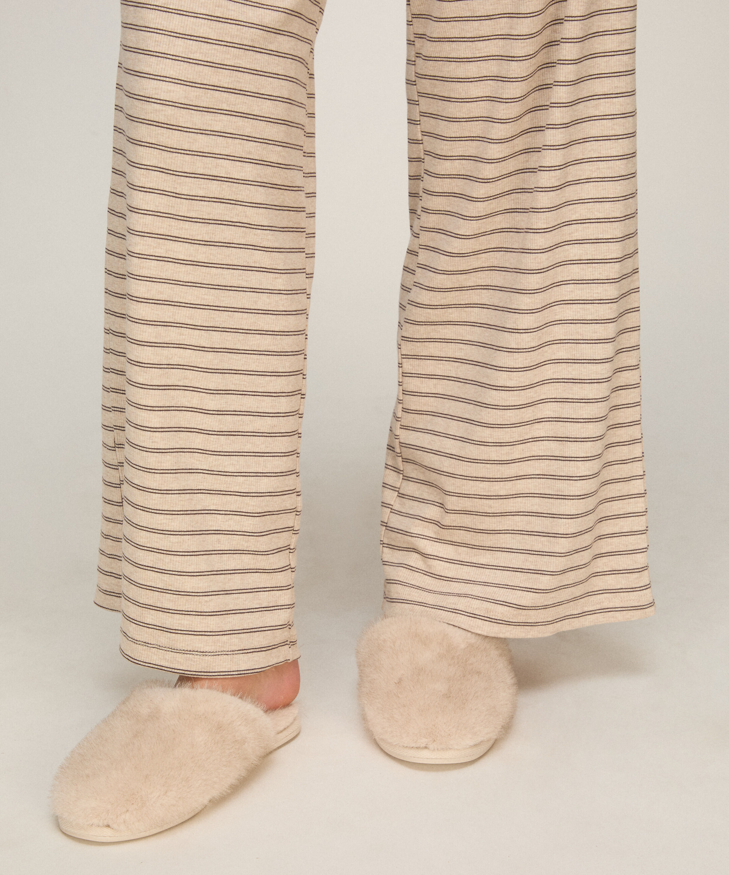 Chaussons Faux Fur
