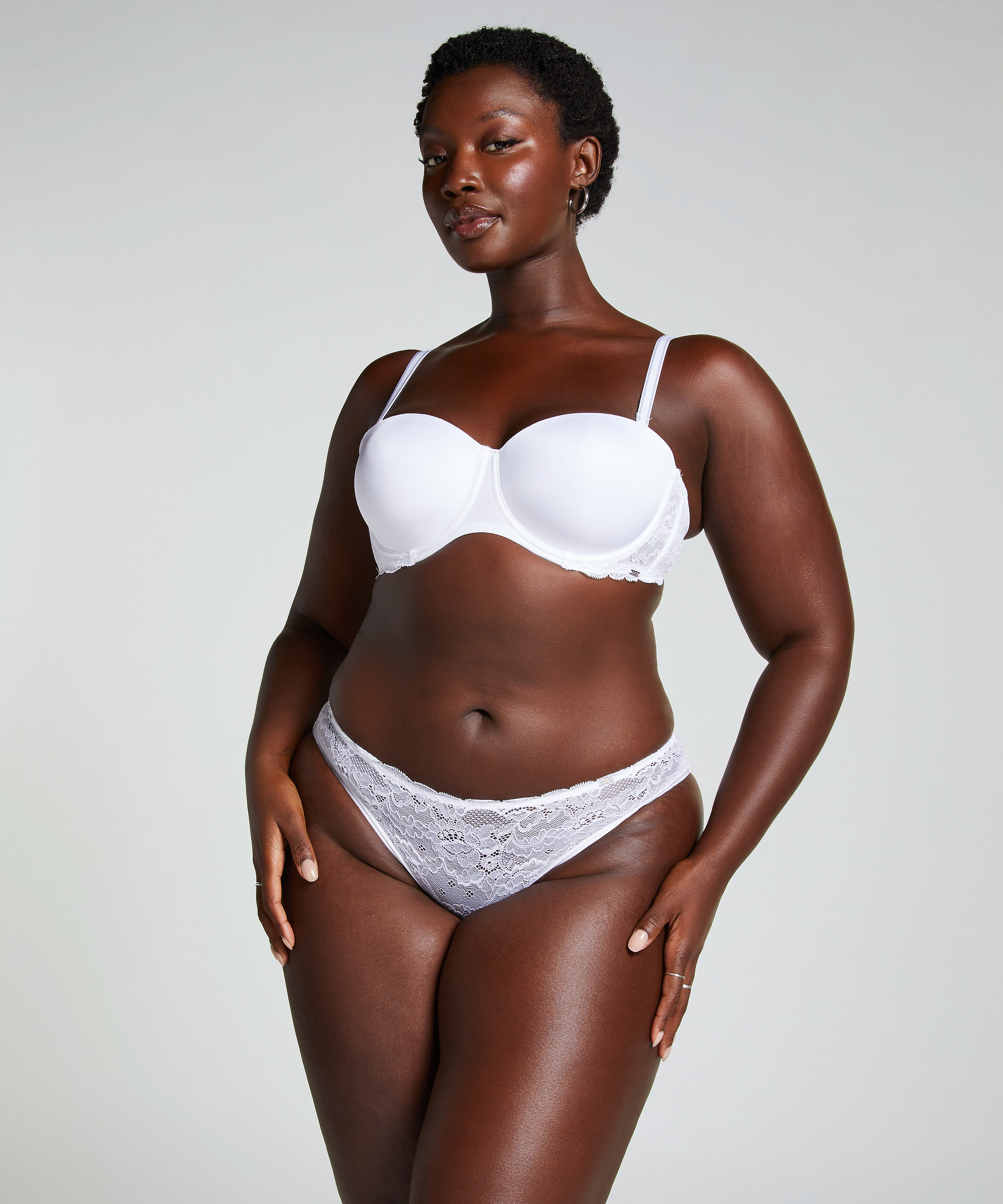 Soutien-gorge à armatures préformé sans bretelles Angie, Blanc, main