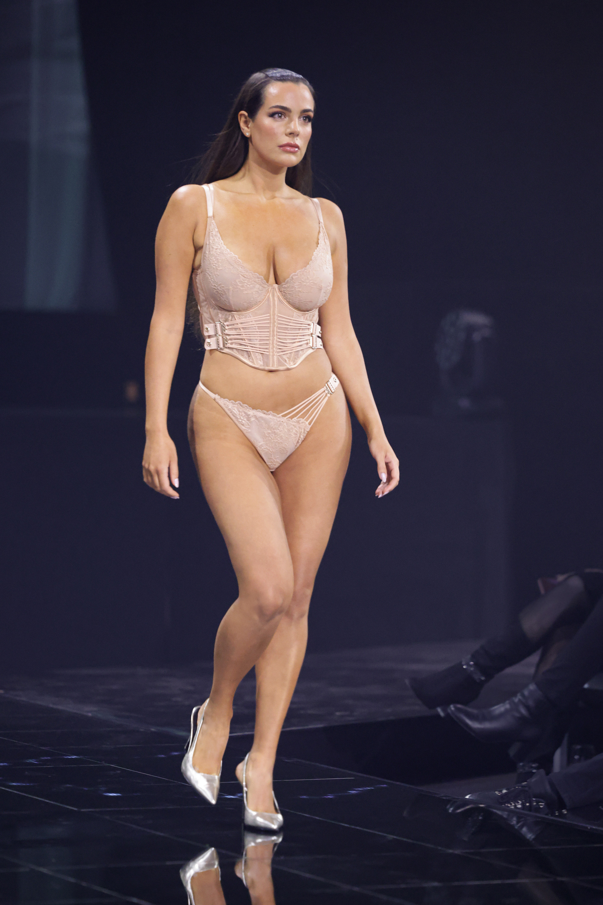 Bustier Constance non rembourré à armature, Beige, main