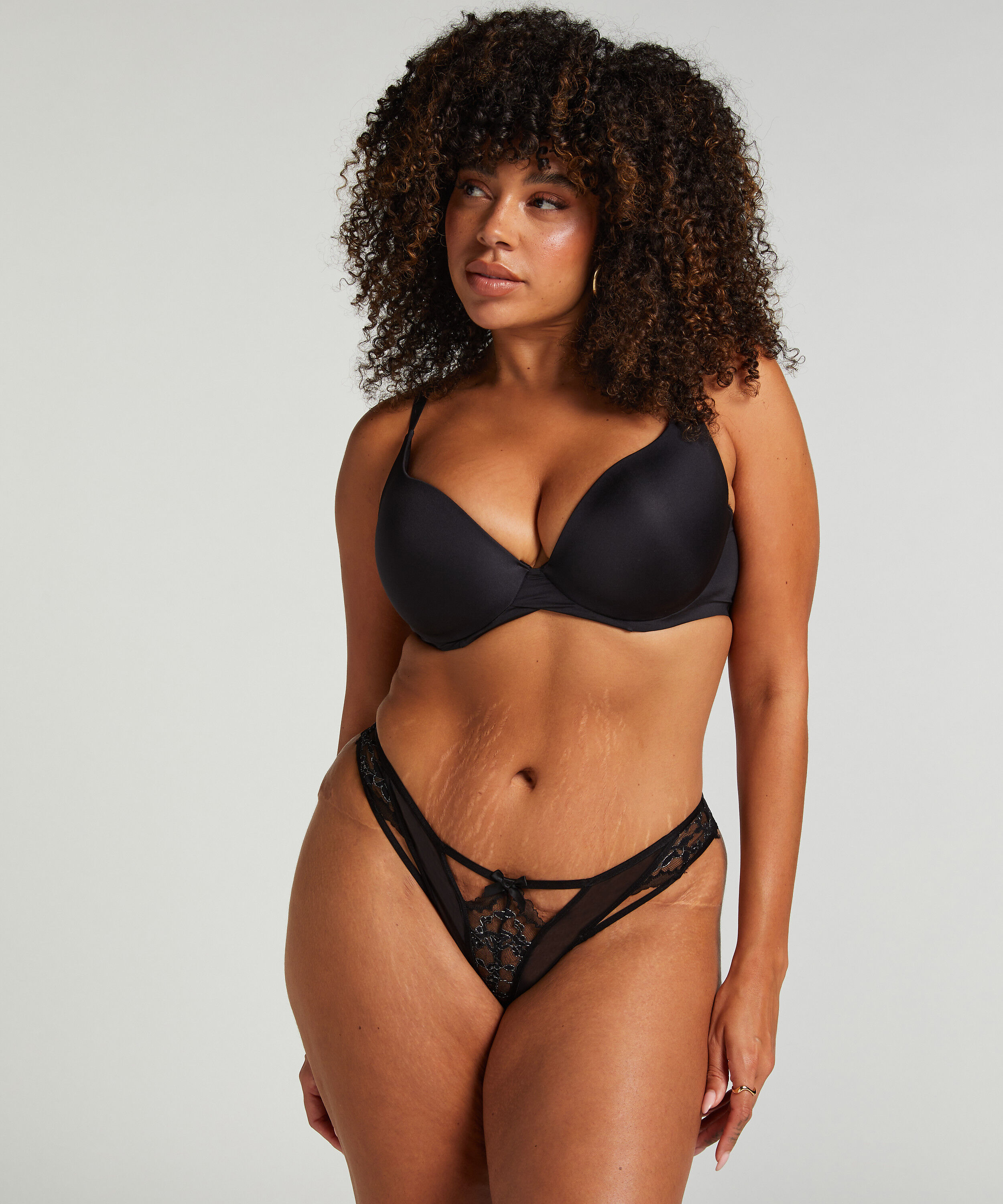 Slip brésilien Izara, Noir Slip brésilien Izara, Noir