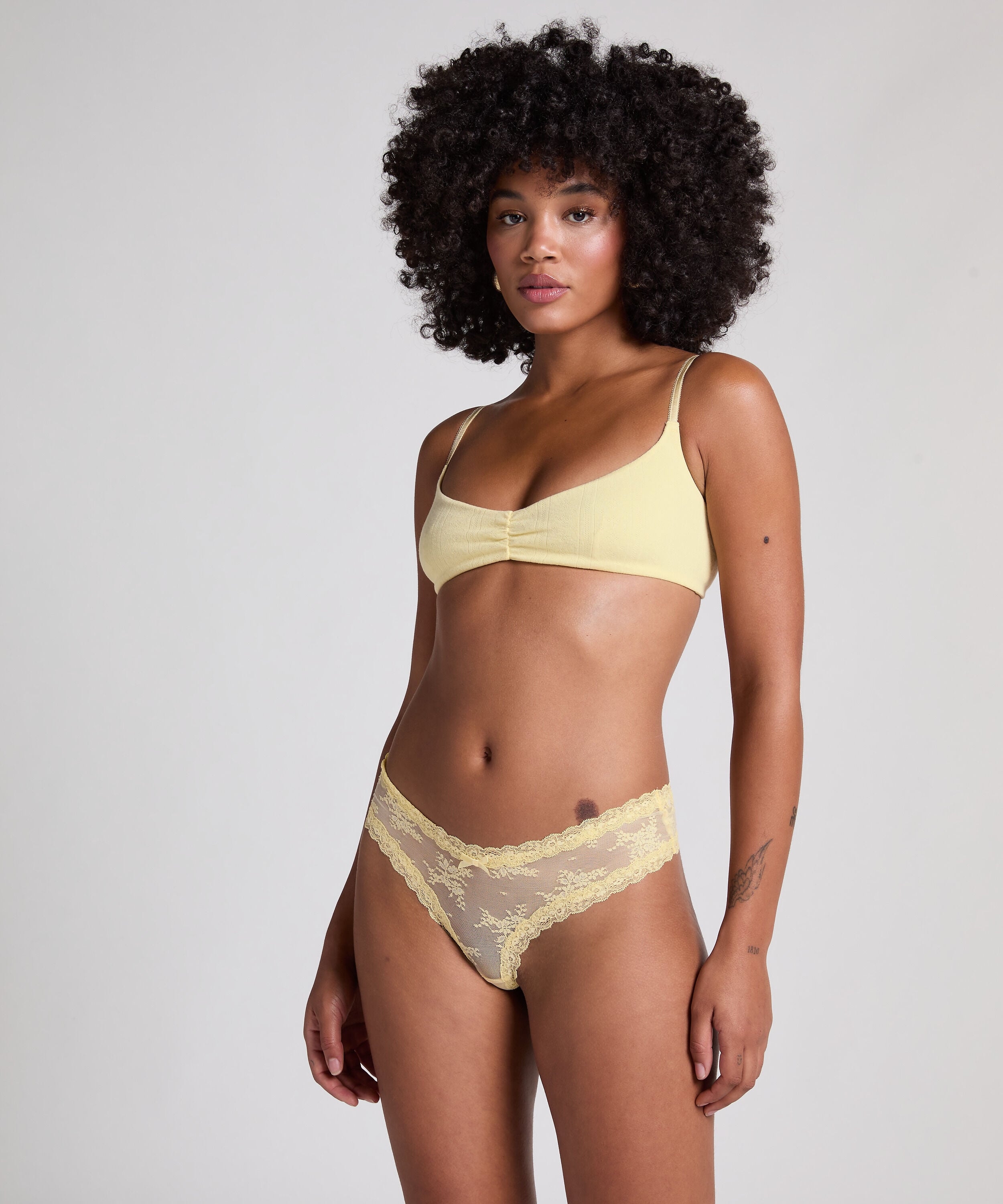 Slip brésilien V-shape mesh