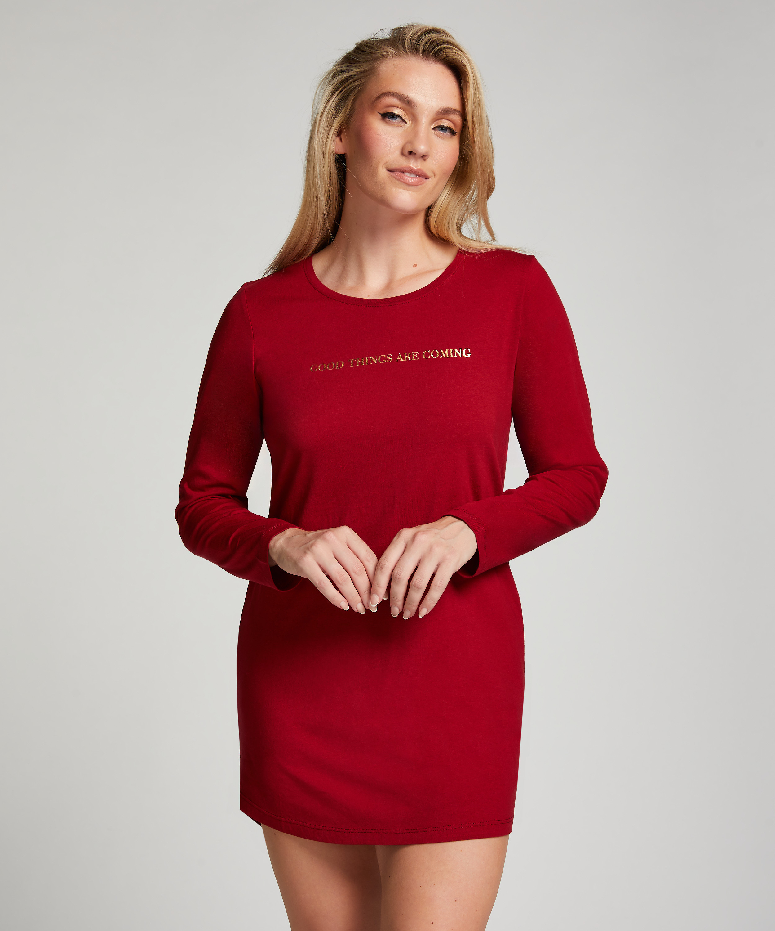 Chemise de nuit col rond, Rouge, main