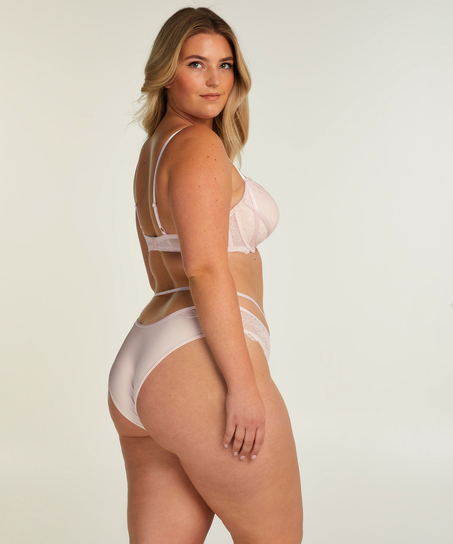 Brazilian Naomi, Rose