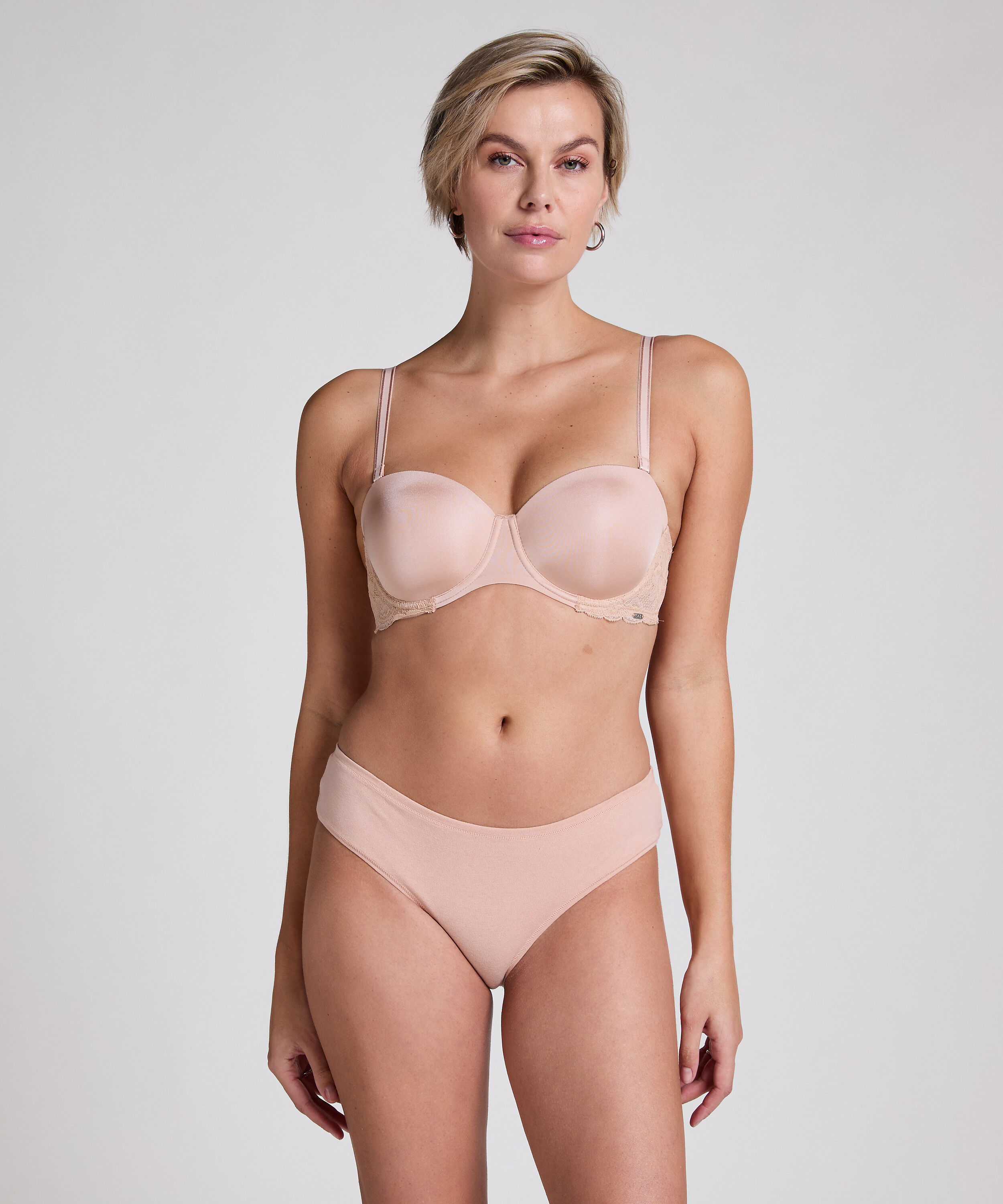 Brésilien Kira, Beige Brésilien Kira, Beige