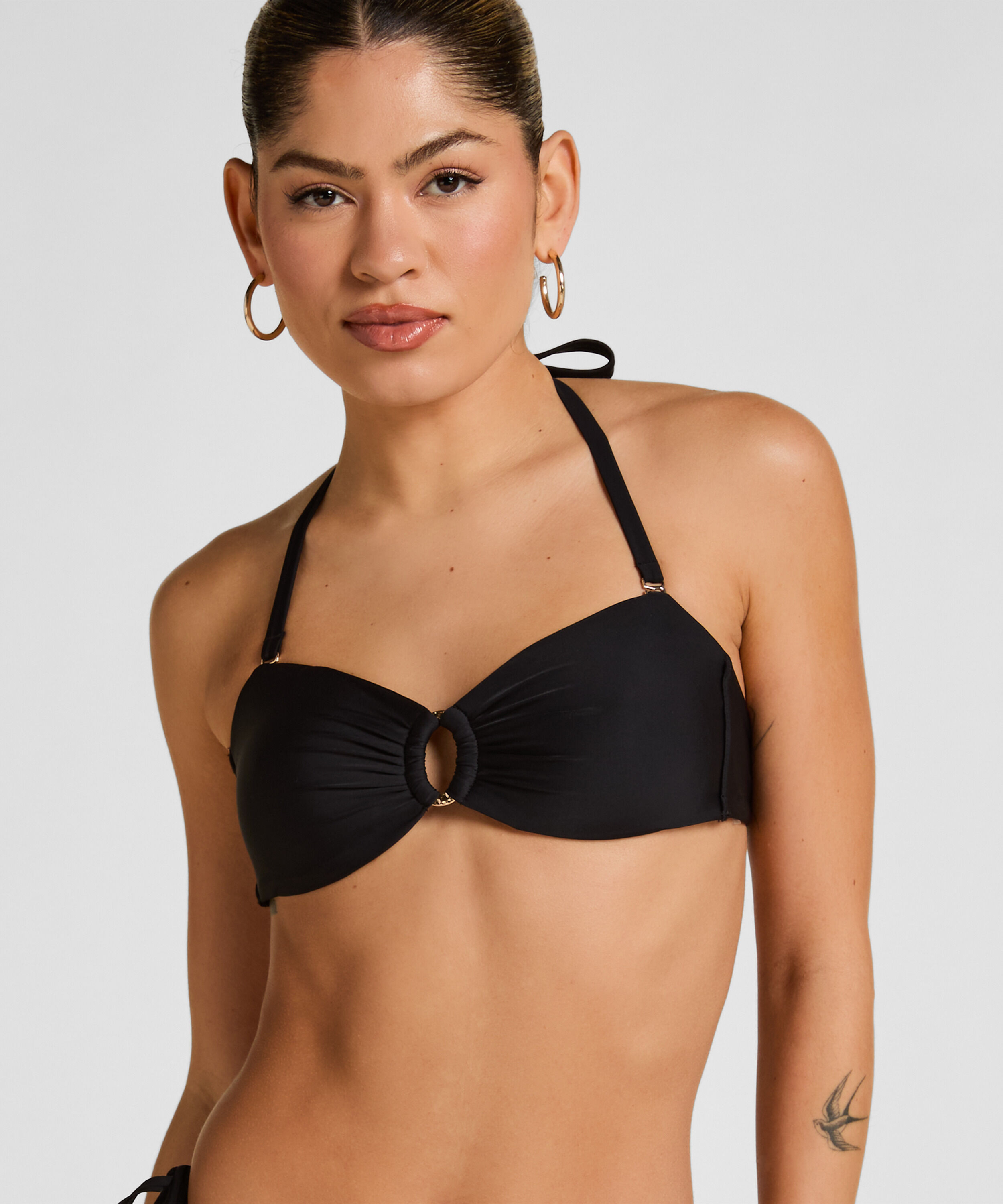 Haut de Bikini Bandeau Luxe avec Anneau, Noir Haut de Bikini Bandeau Luxe avec Anneau, Noir